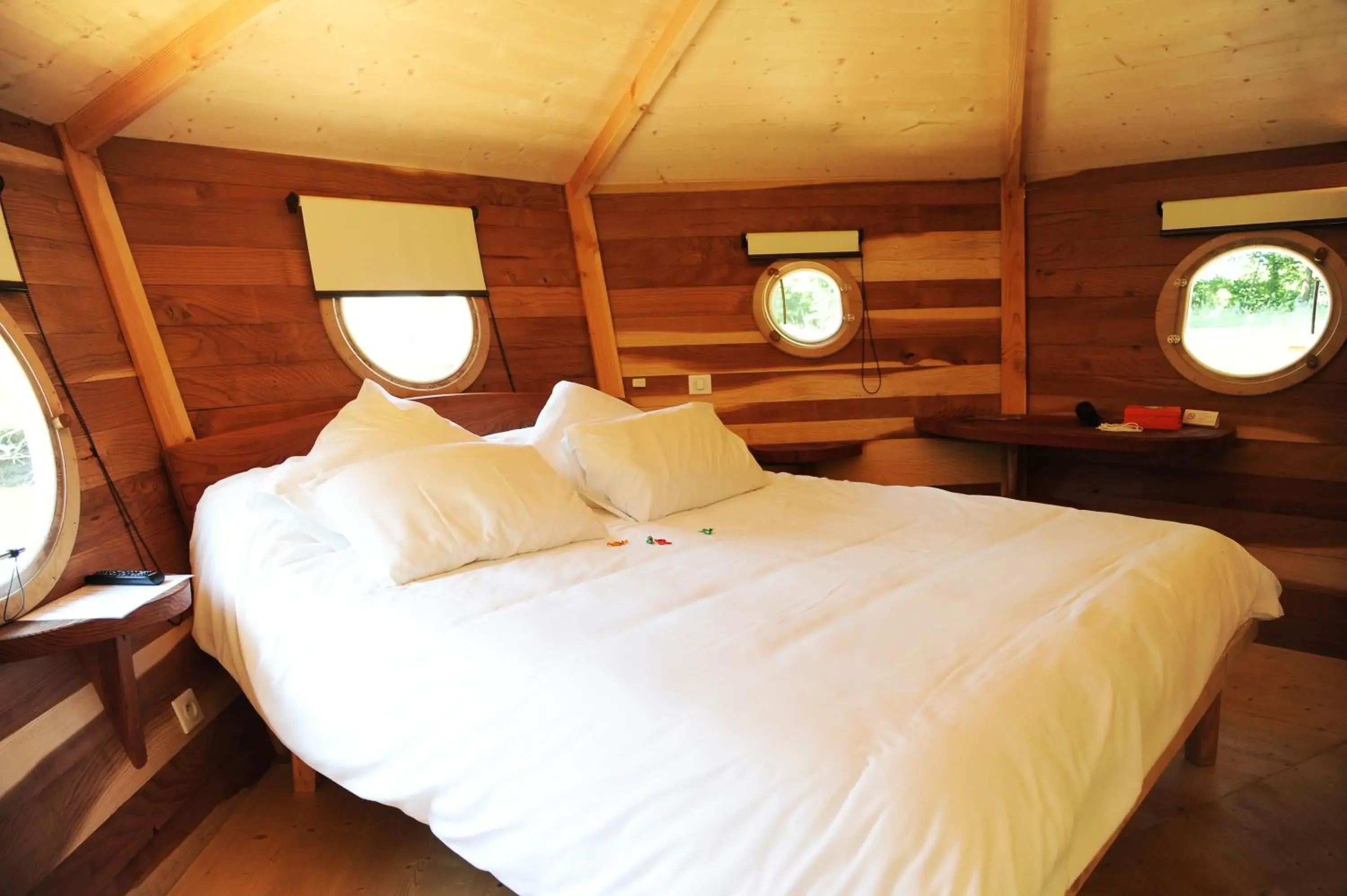 Cabin in Hôtel Restaurant Le Relais de l'Estuaire Cabin in Hôtel Restaurant Le Relais de l'Estuaire