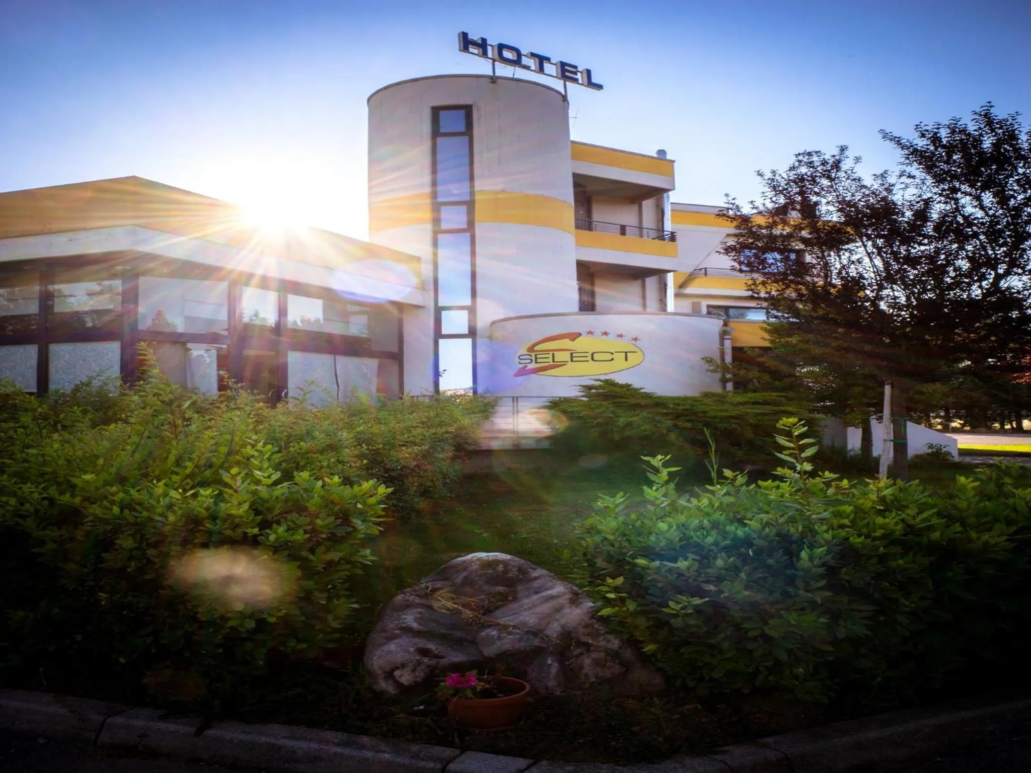 Hotel Select