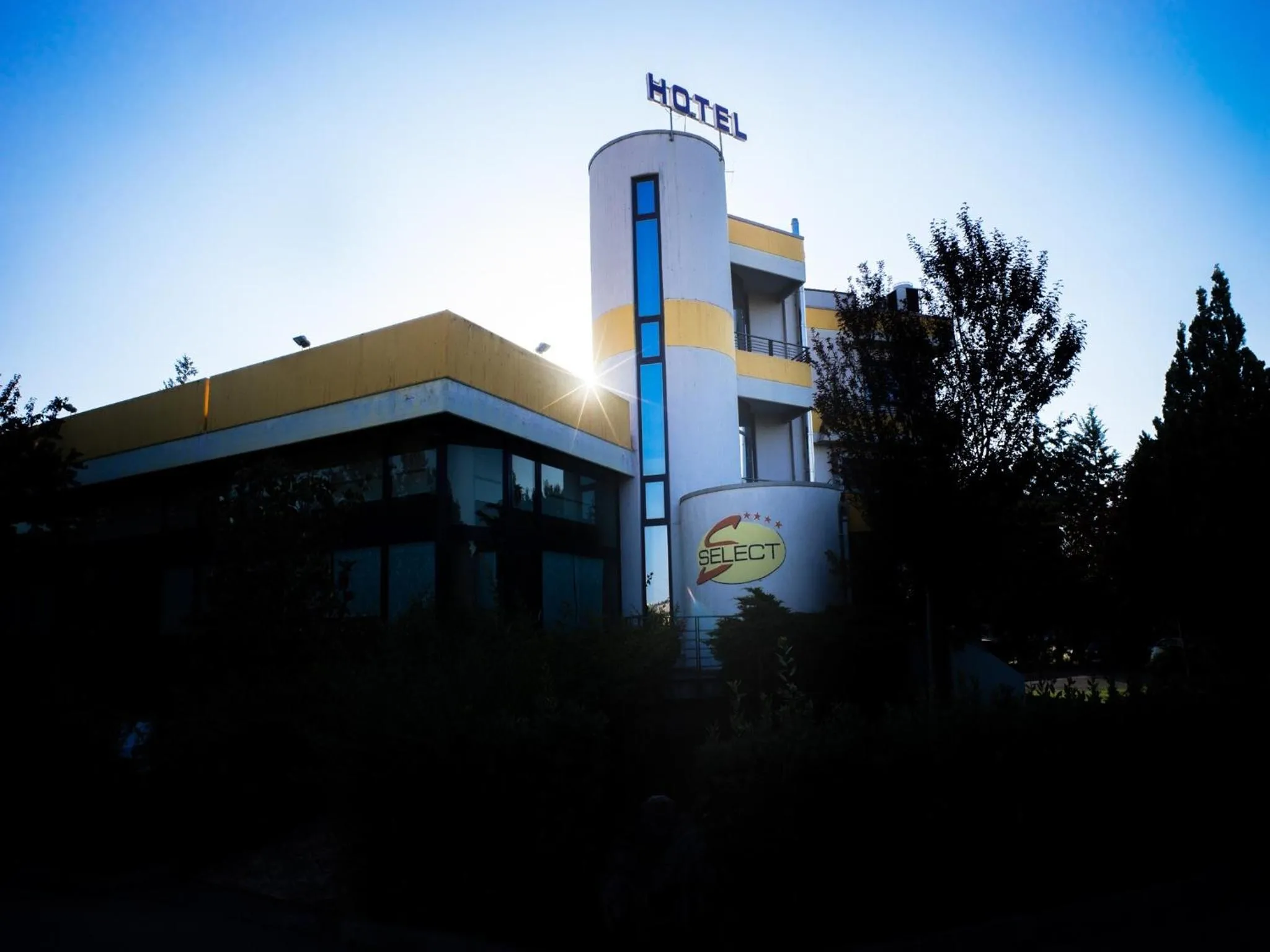 Hotel Select