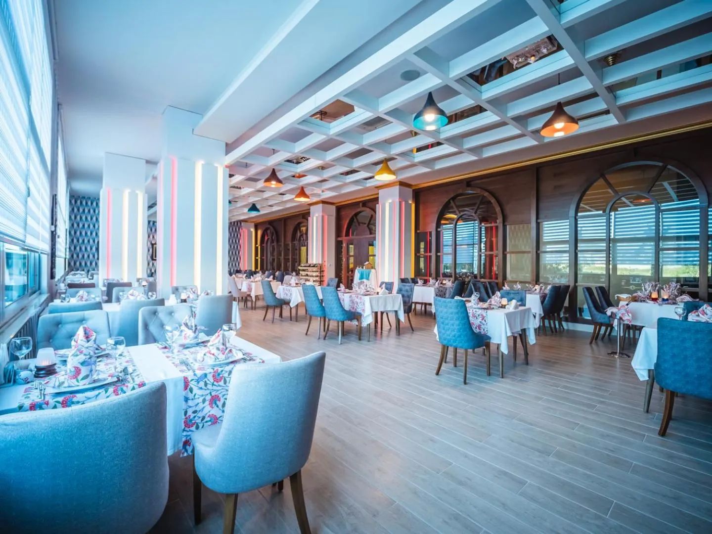 Restaurant/places to eat in The Lumos Deluxe Resort Hotel & Spa