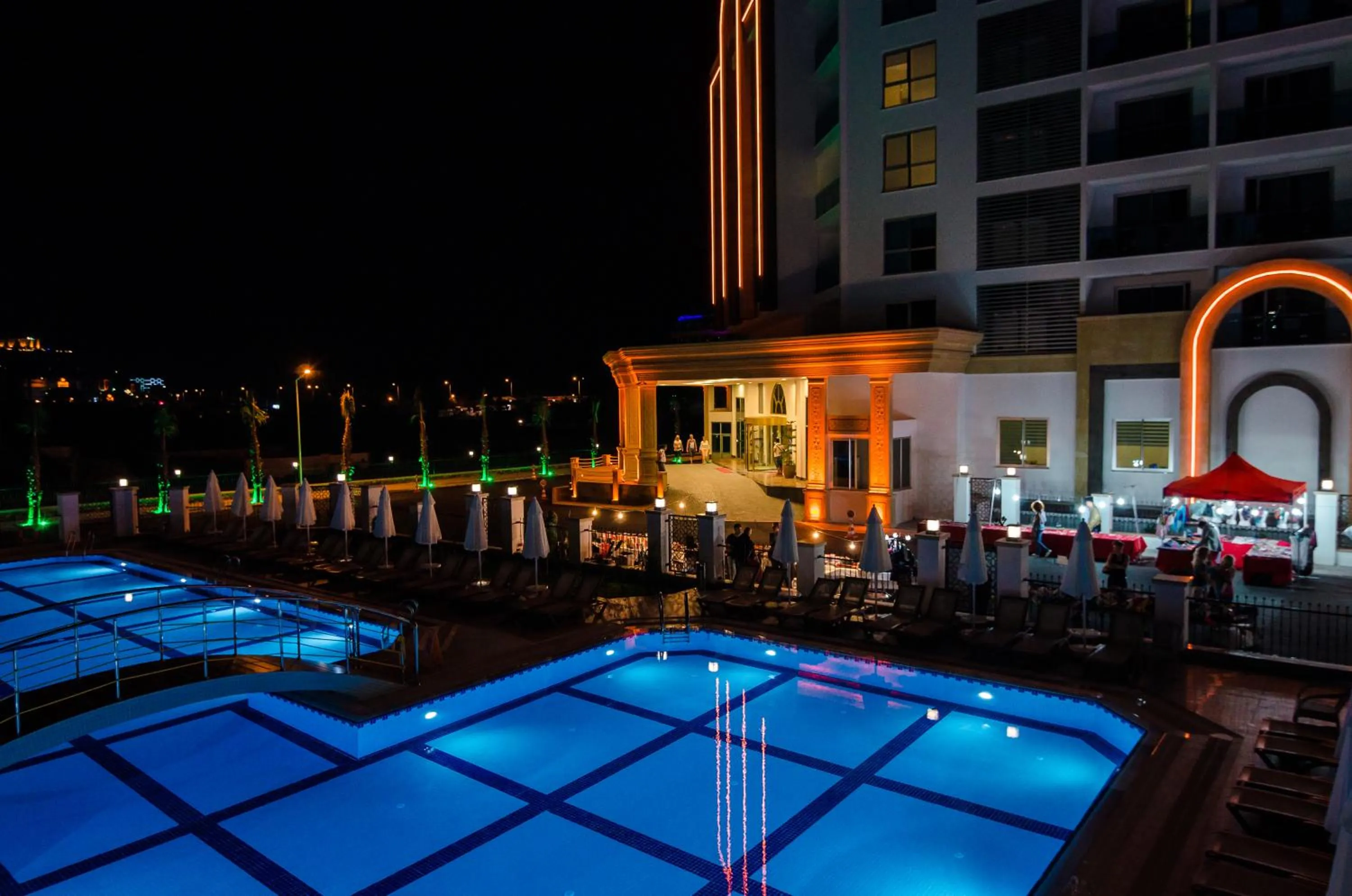 Night in The Lumos Deluxe Resort Hotel & Spa