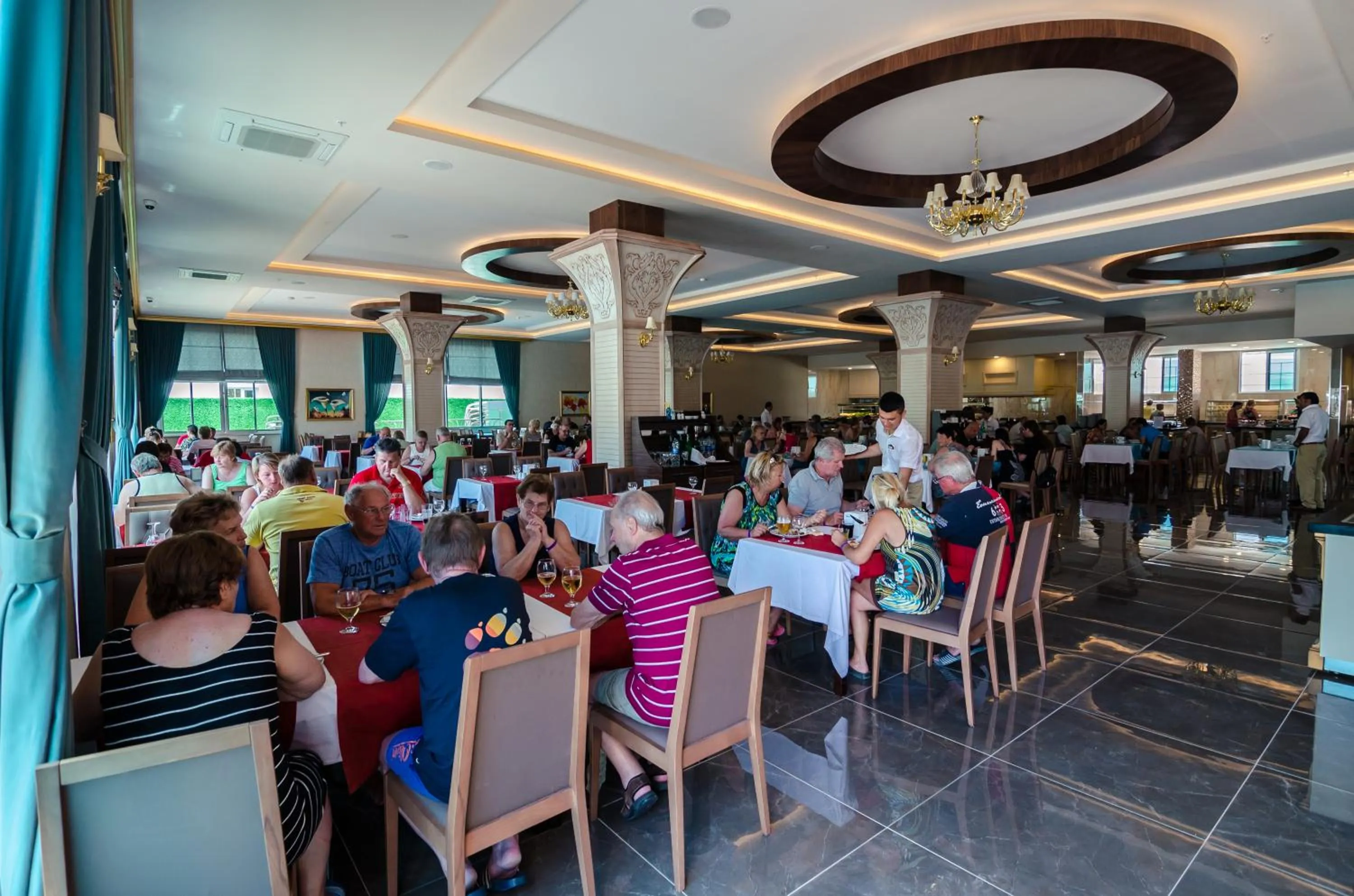 Restaurant/places to eat in The Lumos Deluxe Resort Hotel & Spa