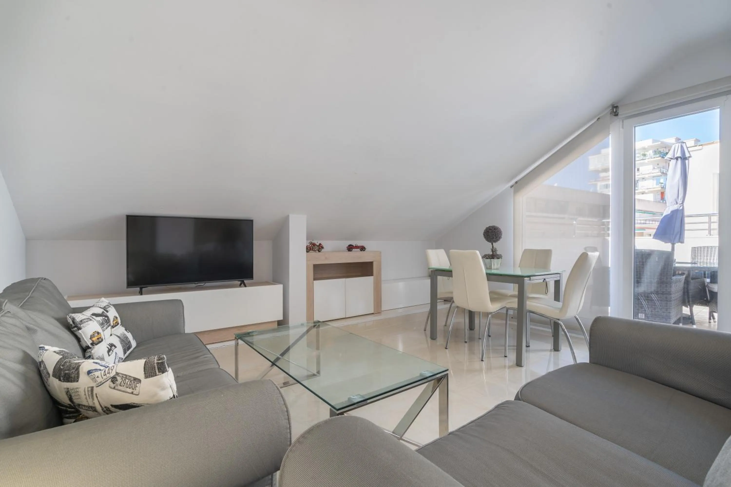Living room in Apartamentos Castillo by Sur Suites
