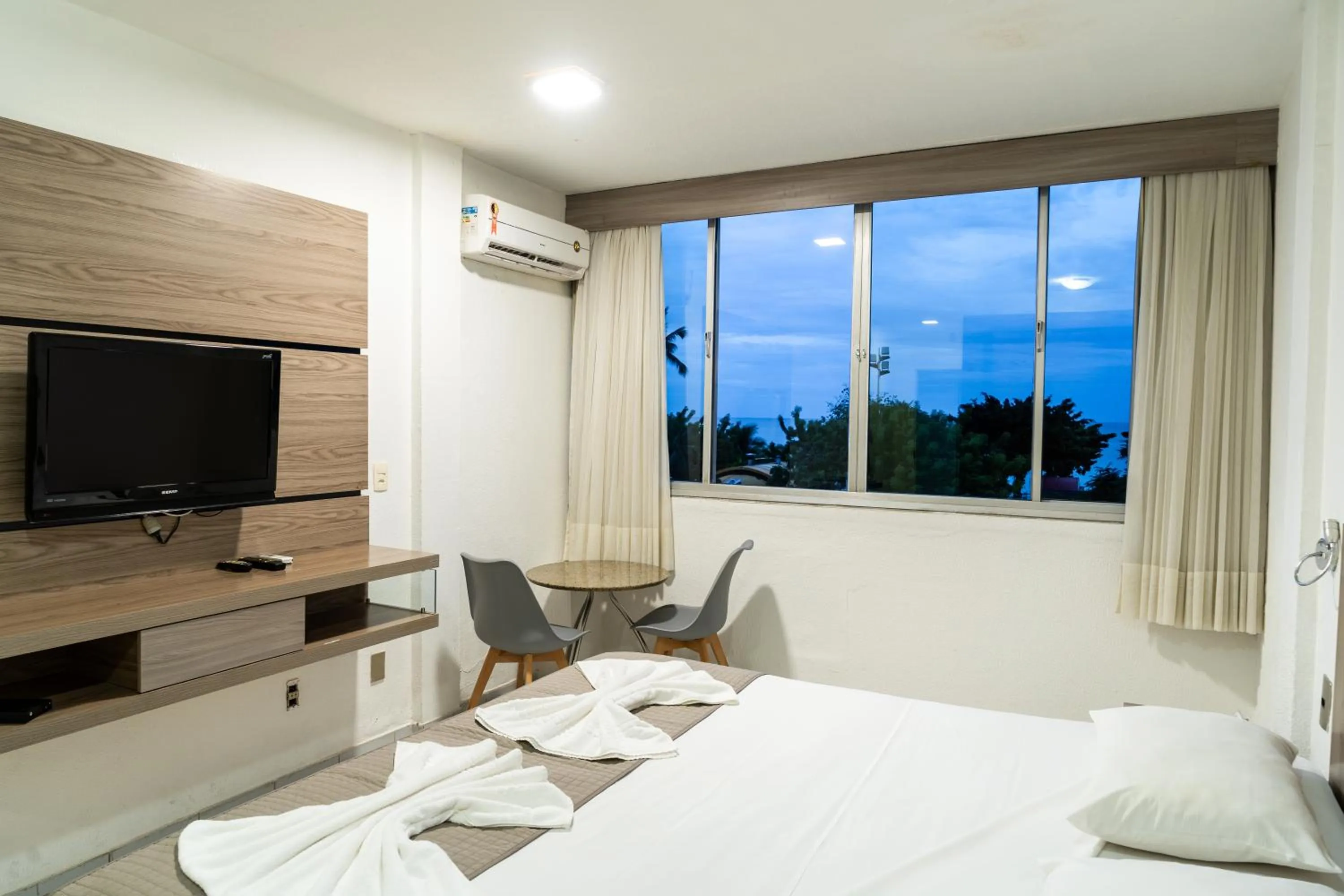 Bed in Hotel Praia Mar