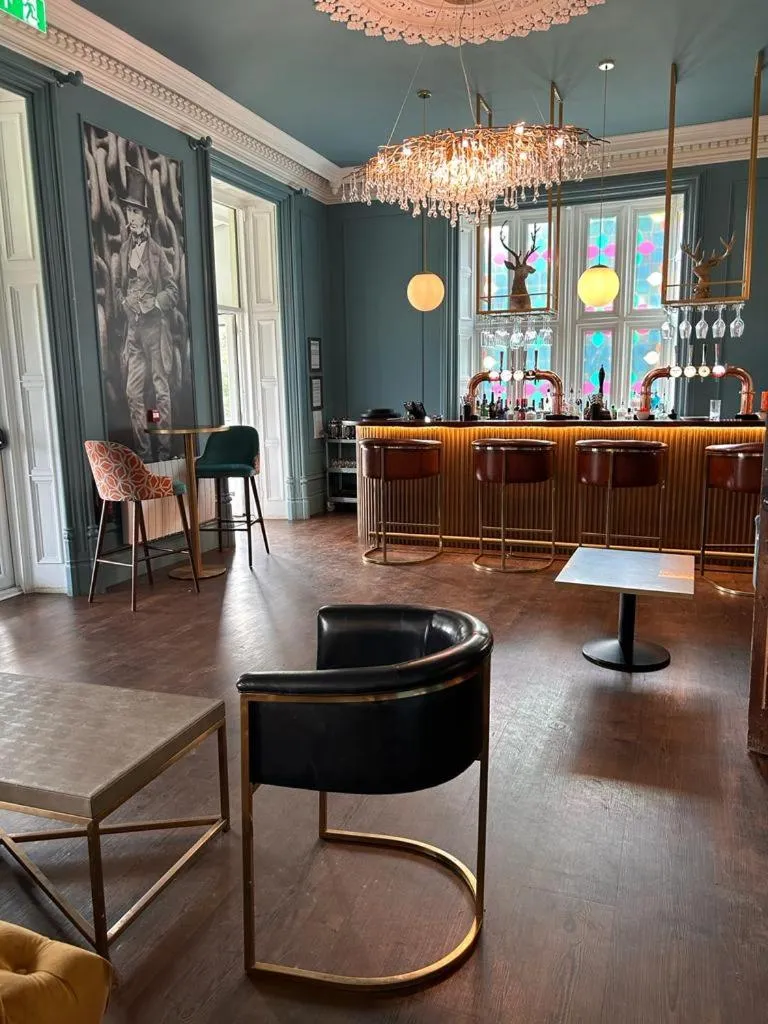 Lounge or bar in Welbeck Manor and Golf