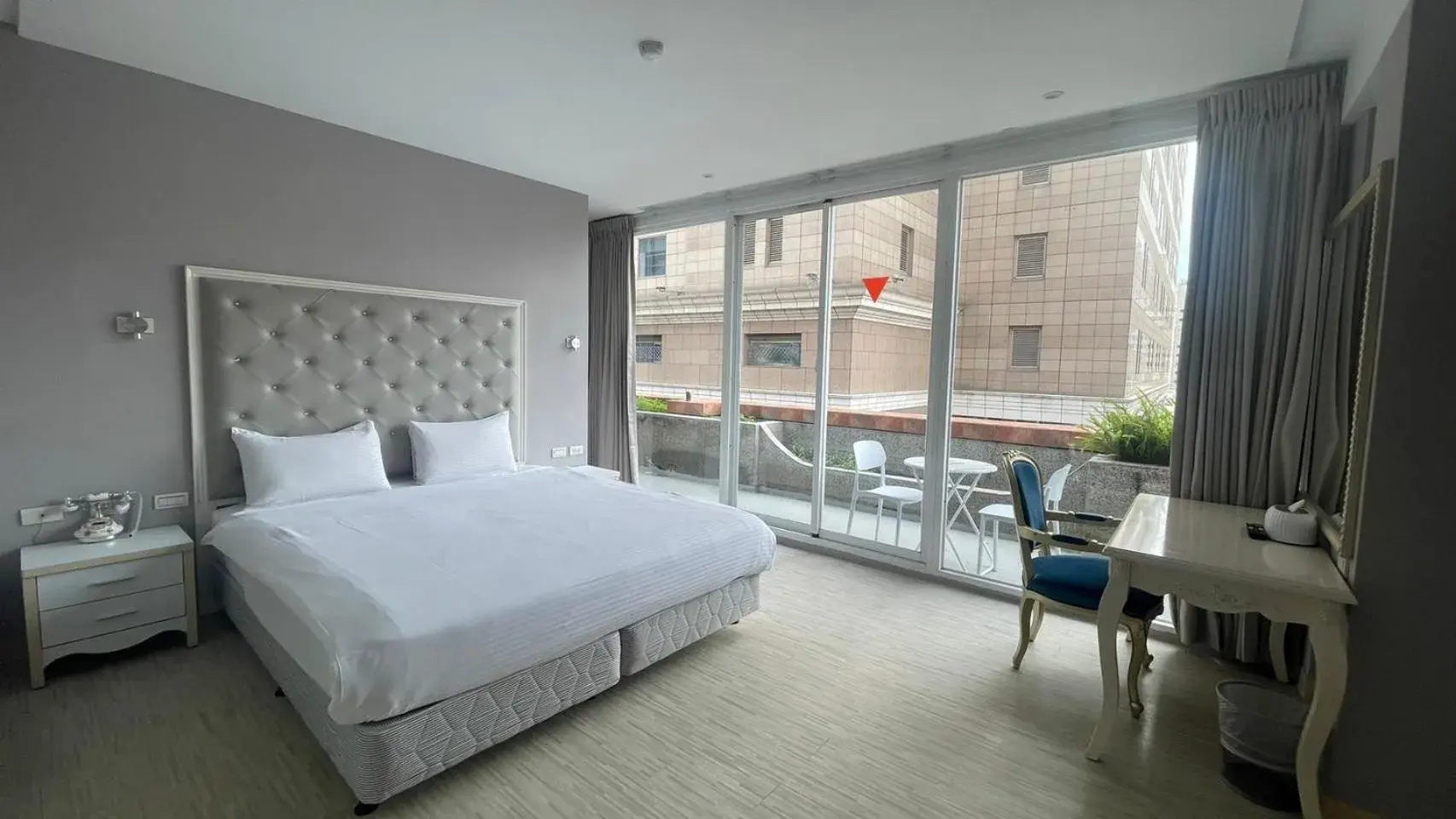 Bed in Lion King Hotel Bed in Lion King Hotel