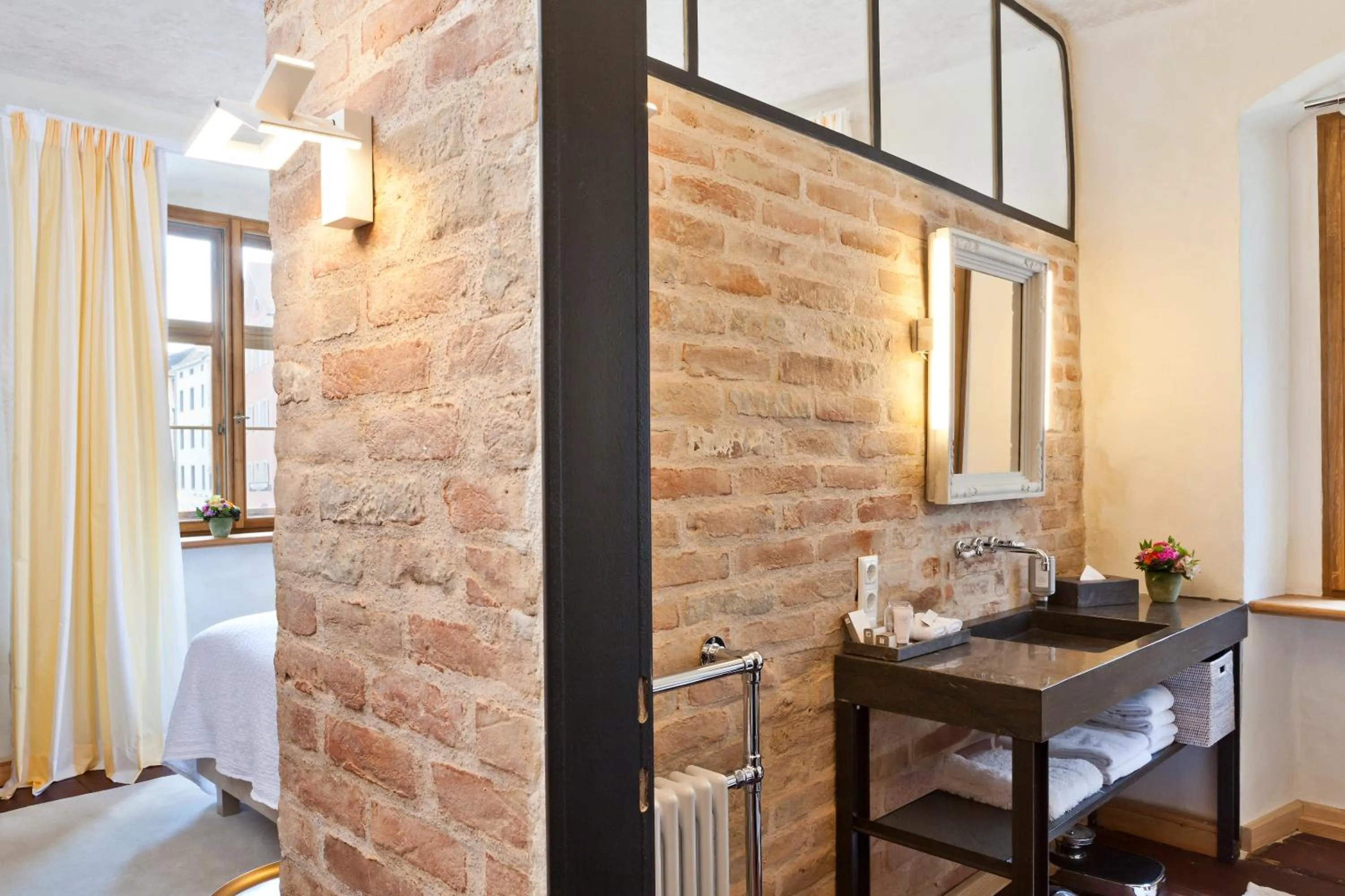 Bathroom in Hotel David an der Donau