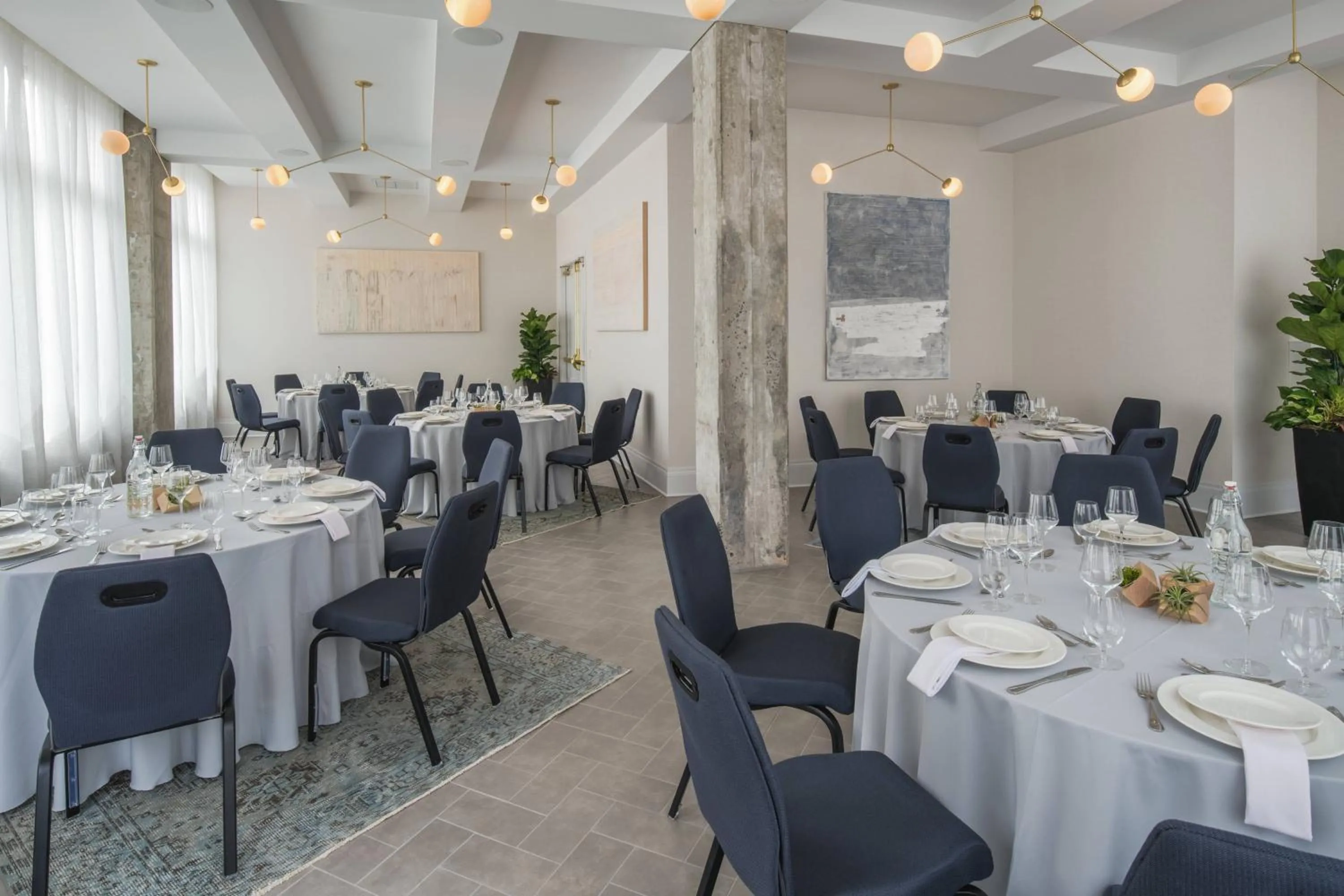 Meeting/conference room in The Hi-Lo, Autograph Collection