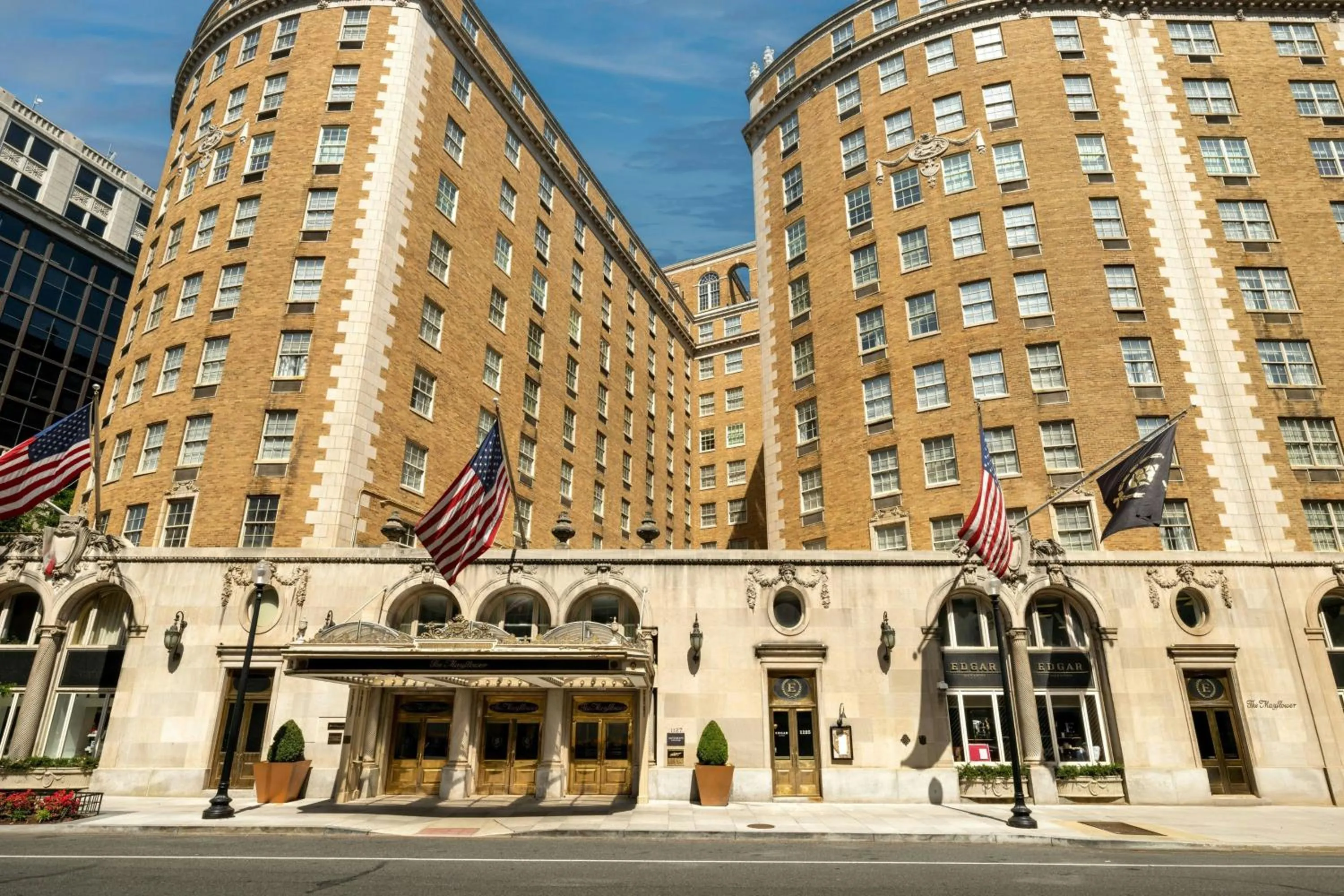 Property building in Marriott Vacation Club® at the Mayflower, Washington, D.C. 