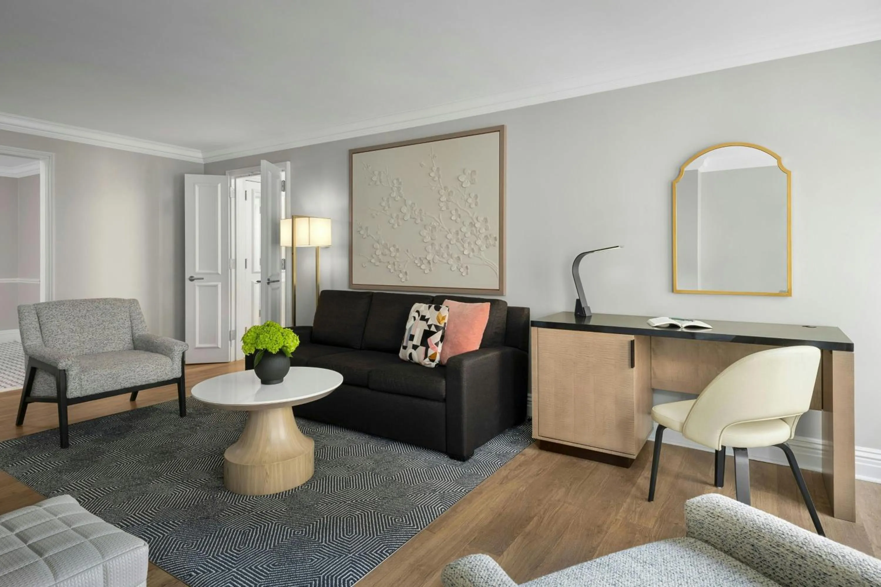 Photo of the whole room in Marriott Vacation Club® at the Mayflower, Washington, D.C. 