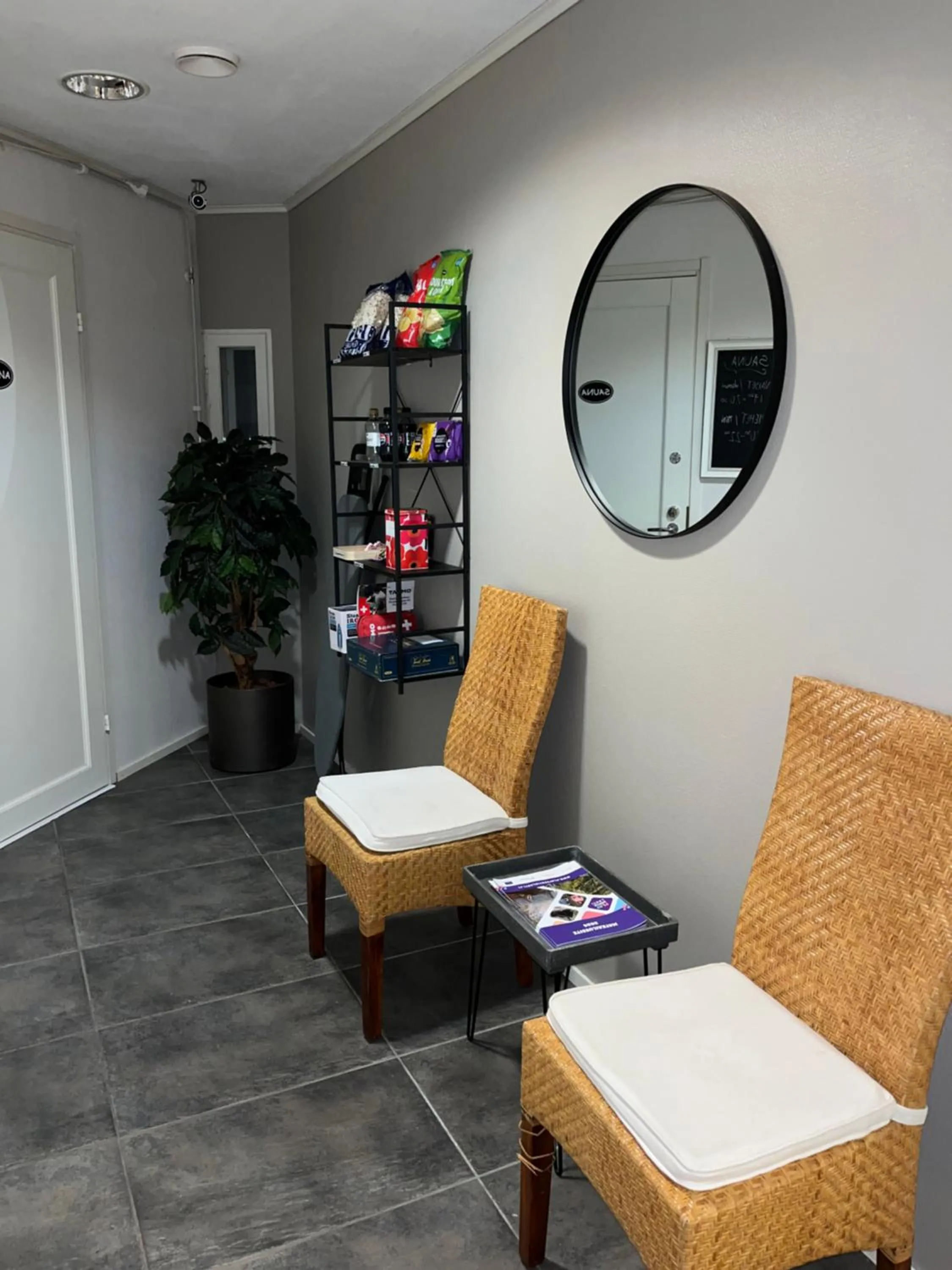 Lobby or reception in Hotelli Kontio