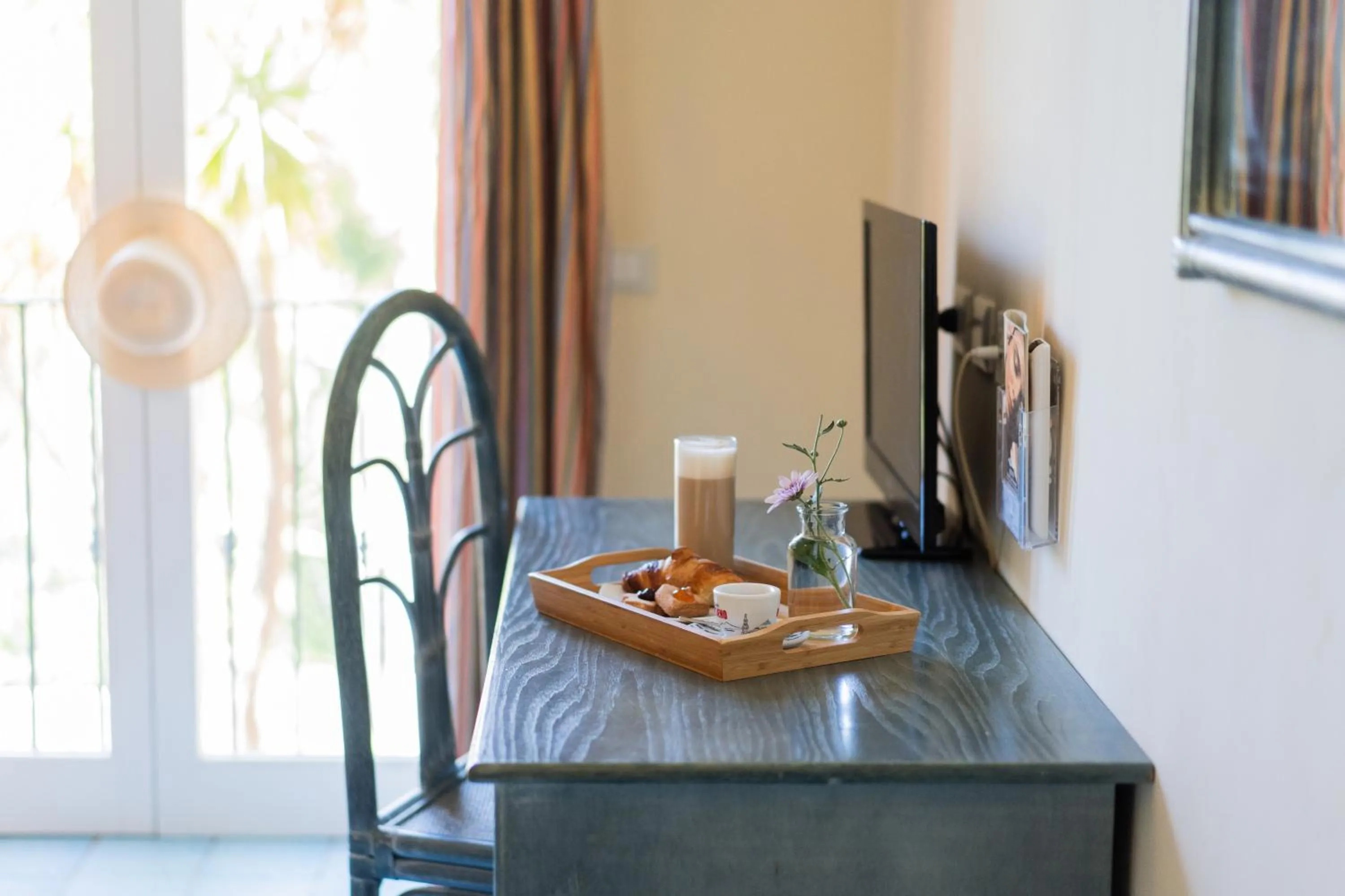 TV and multimedia in Hotel Terme Zi Carmela