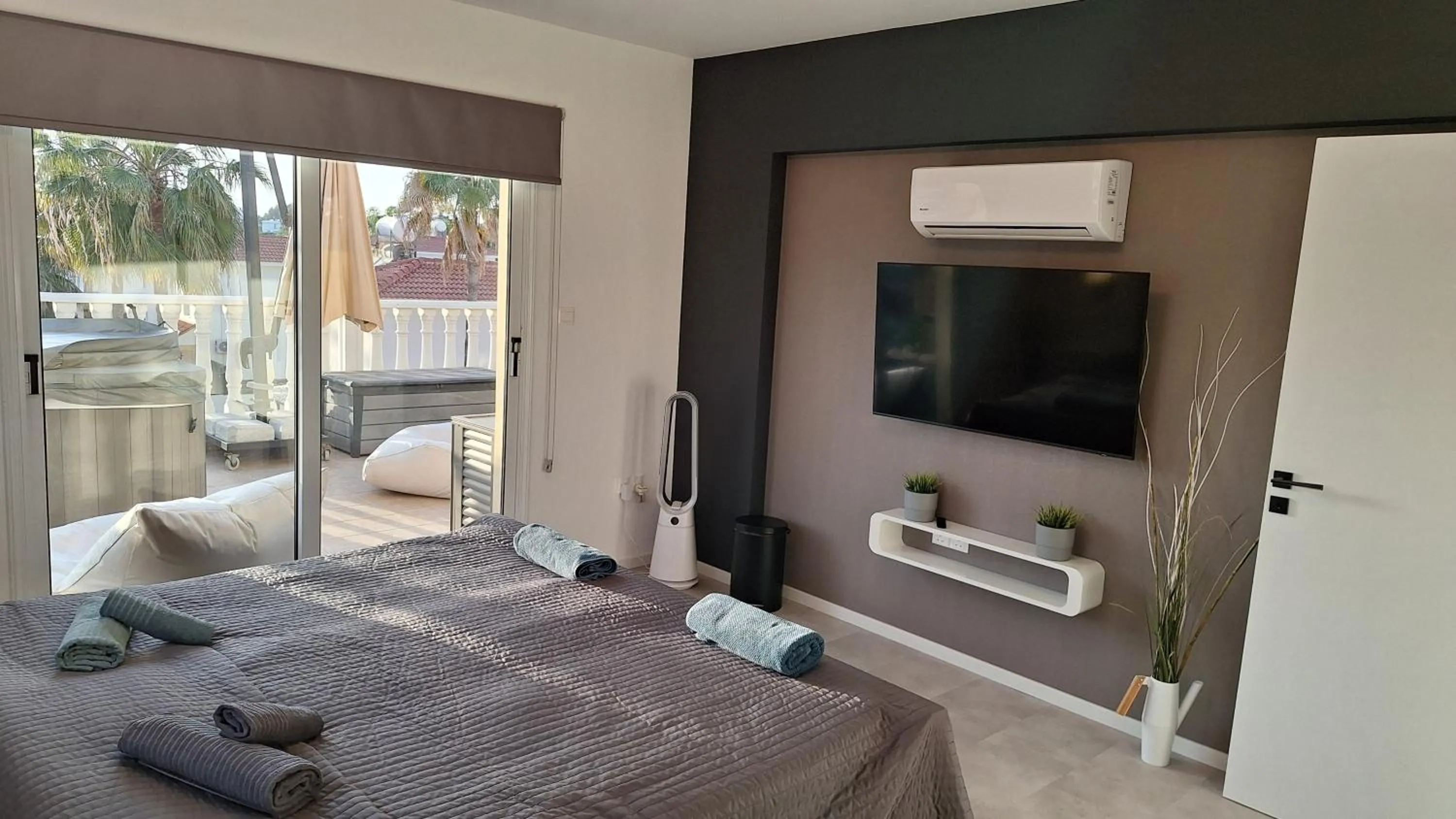 Bed in Nissi Golden Sands Paradi