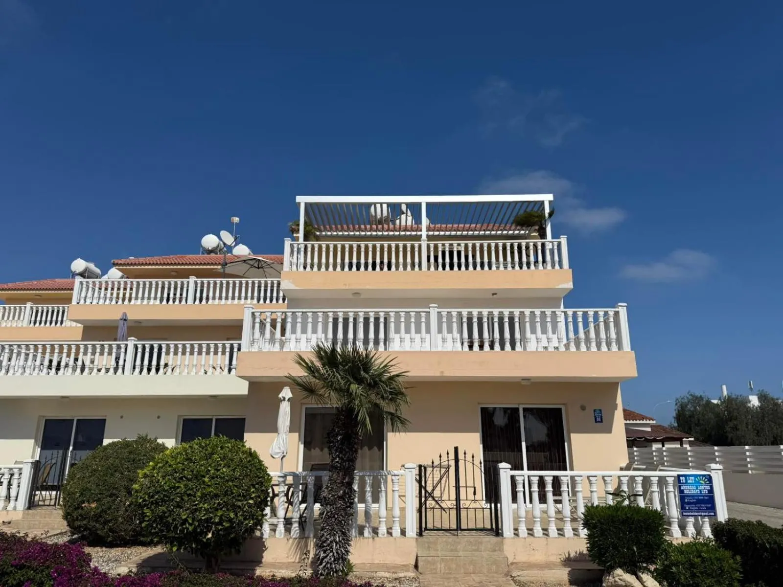 Property building in Nissi Golden Sands Paradi