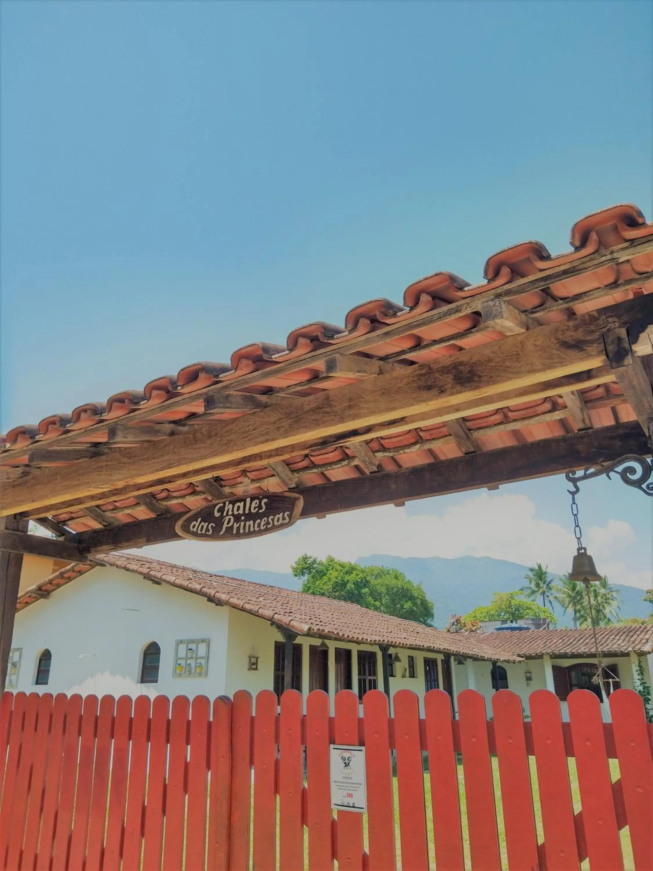 Property building in Chalé das Princesas
