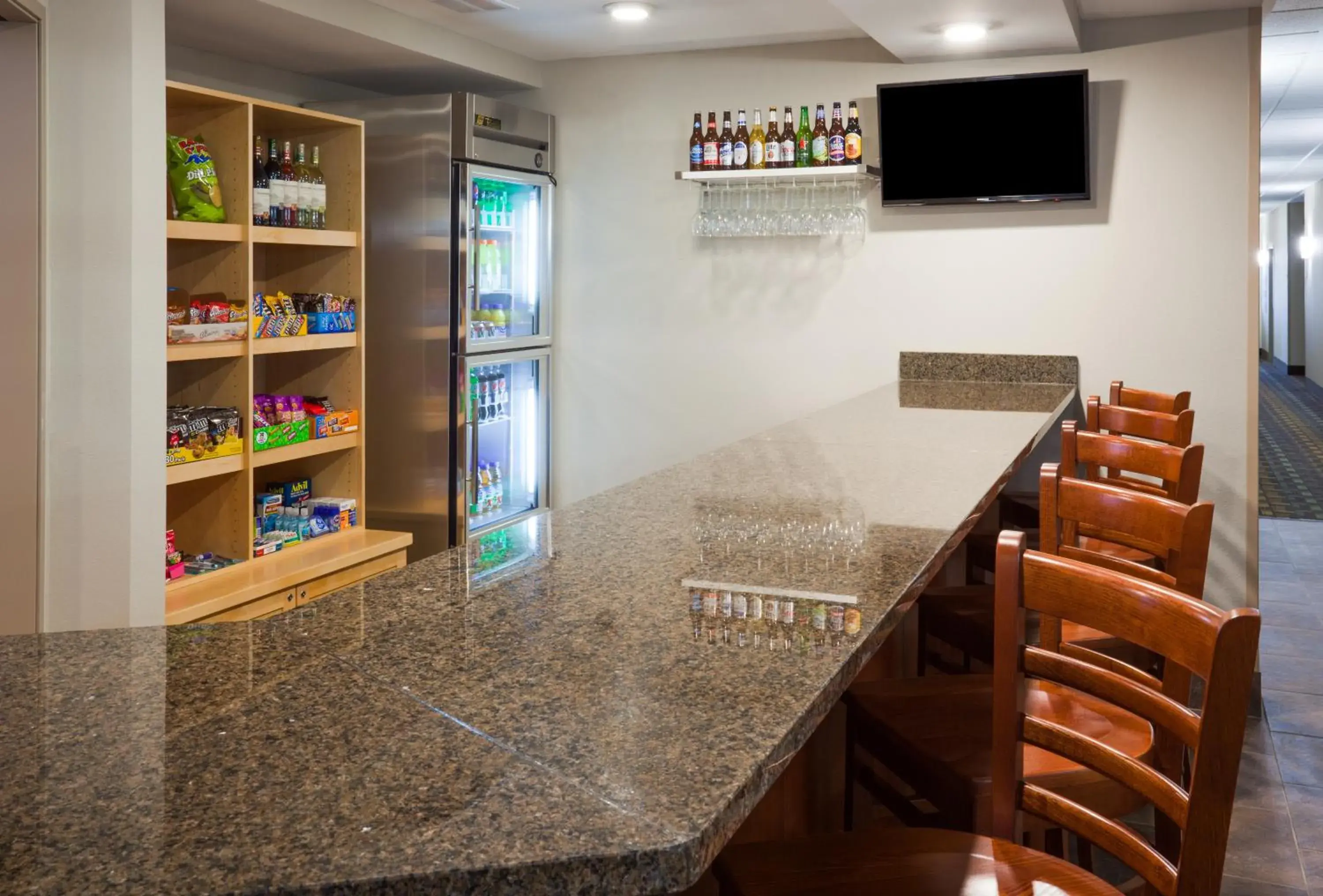 Lounge or bar in AmericInn by Wyndham Sibley Lounge or bar in AmericInn by Wyndham Sibley