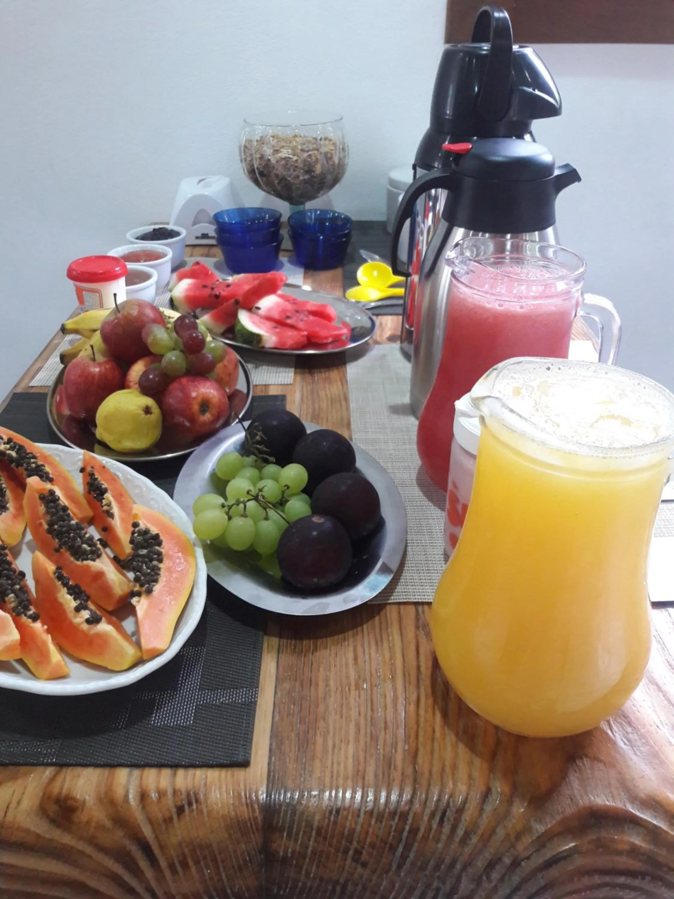 Buffet breakfast in Pousada Silvestre