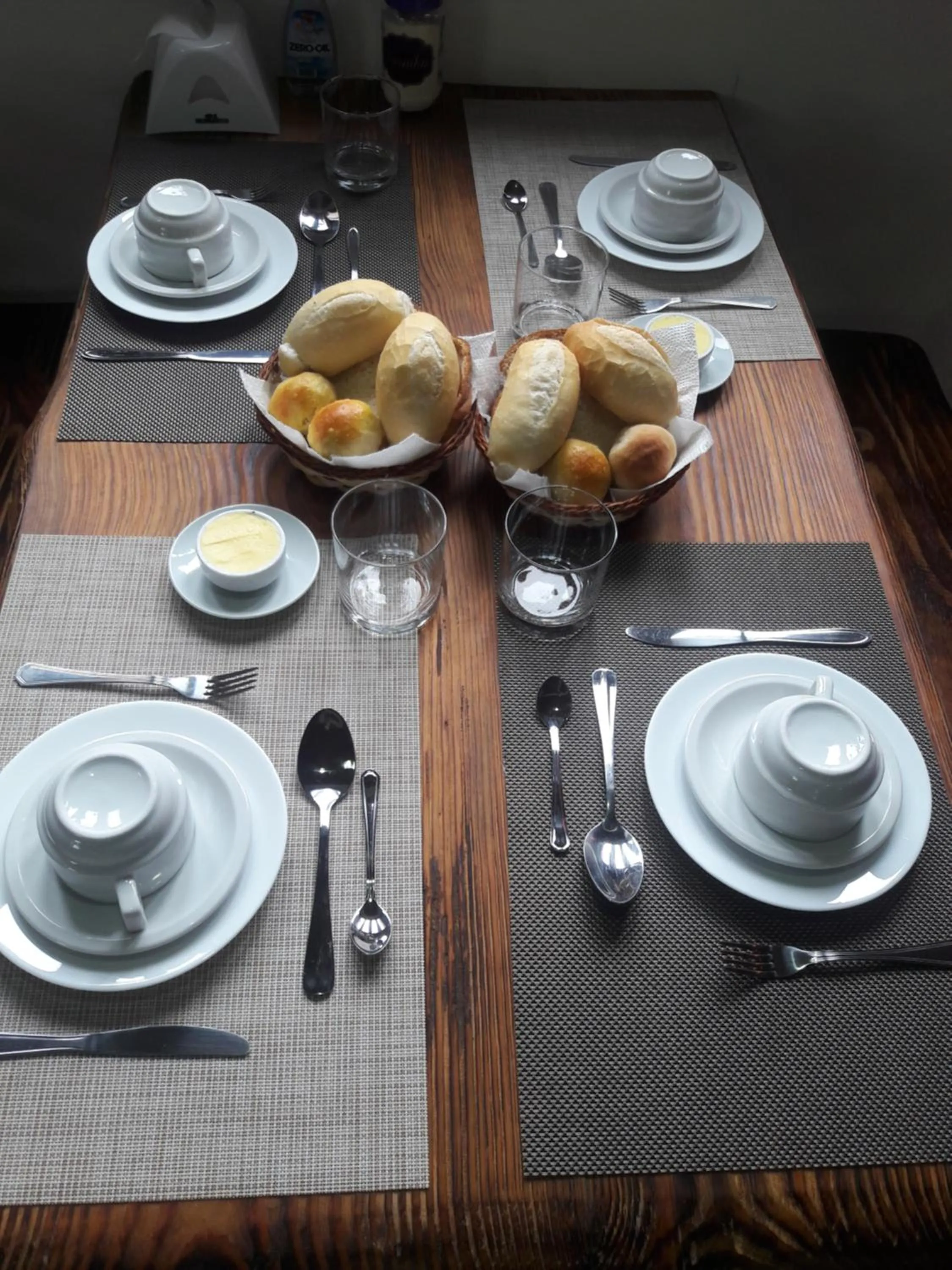 Buffet breakfast in Pousada Silvestre