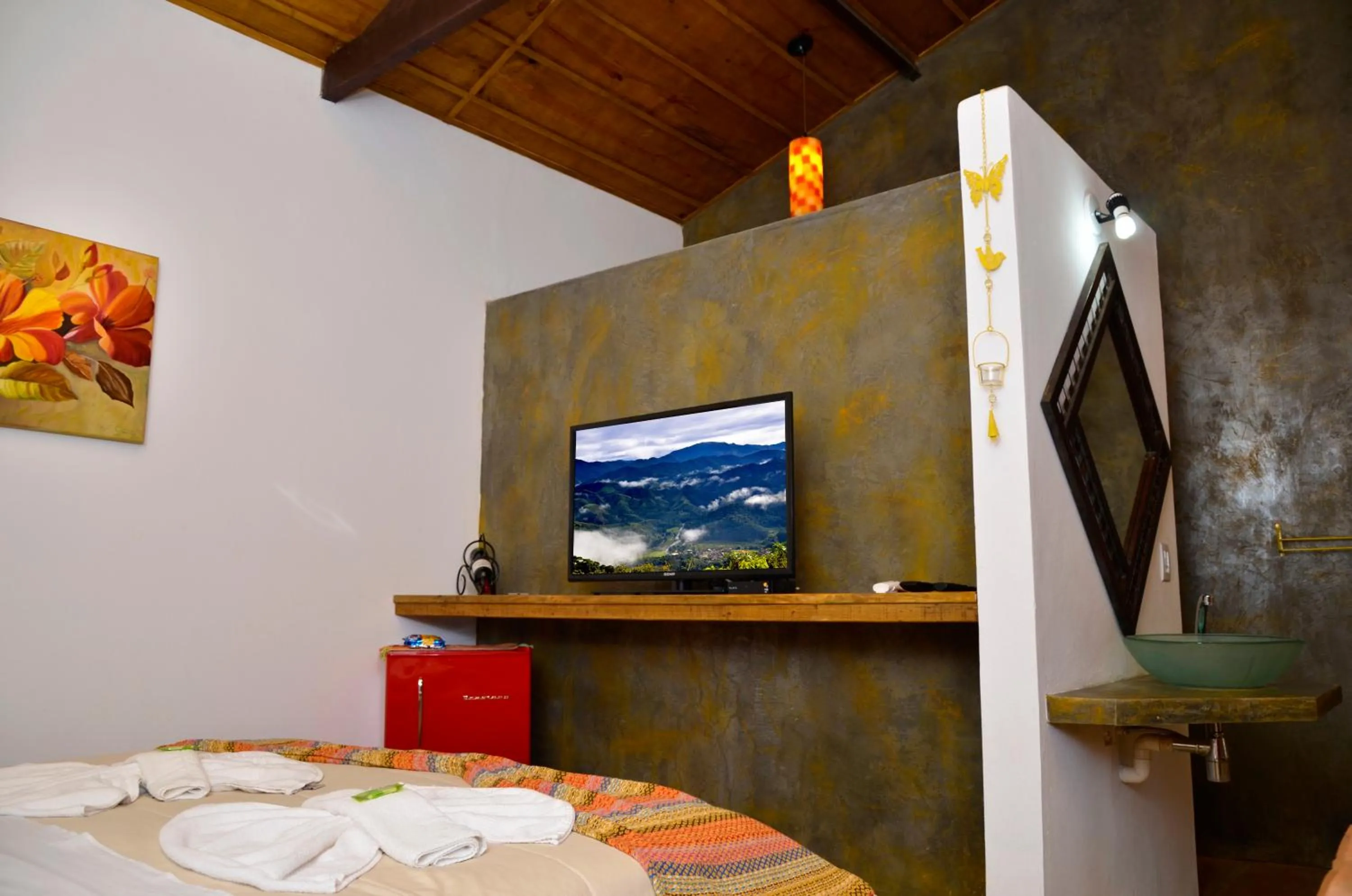 Photo of the whole room, Bed in Pousada Silvestre