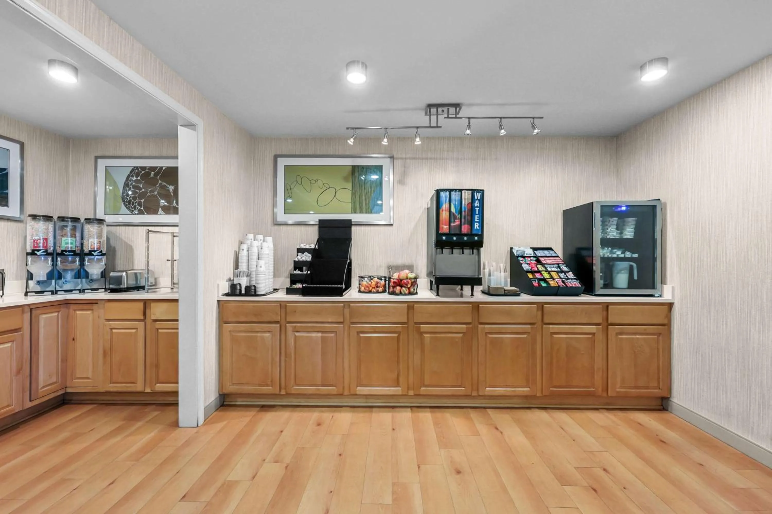 Breakfast in Best Western Horizon Inn