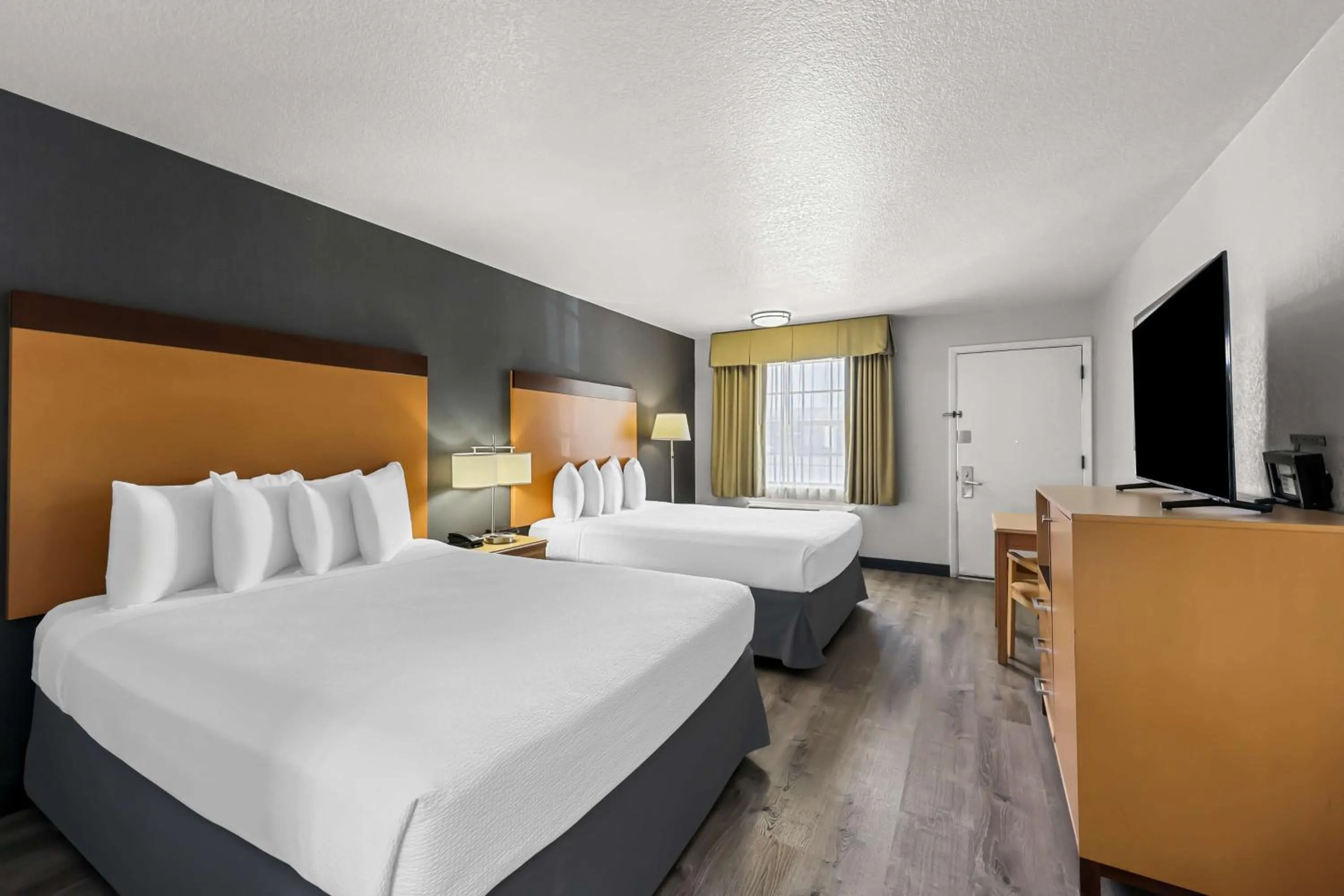 Bedroom, Bed in Best Western Horizon Inn