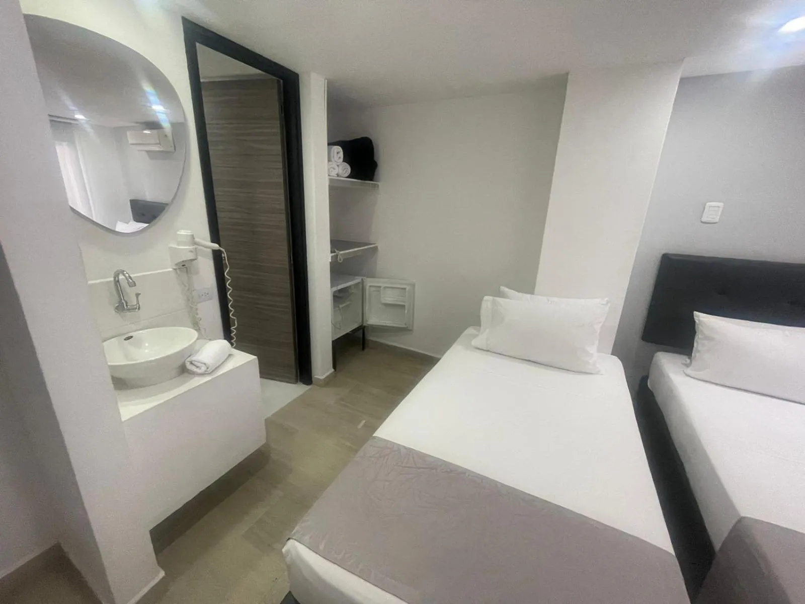 Bathroom, Bed in Element Hotel