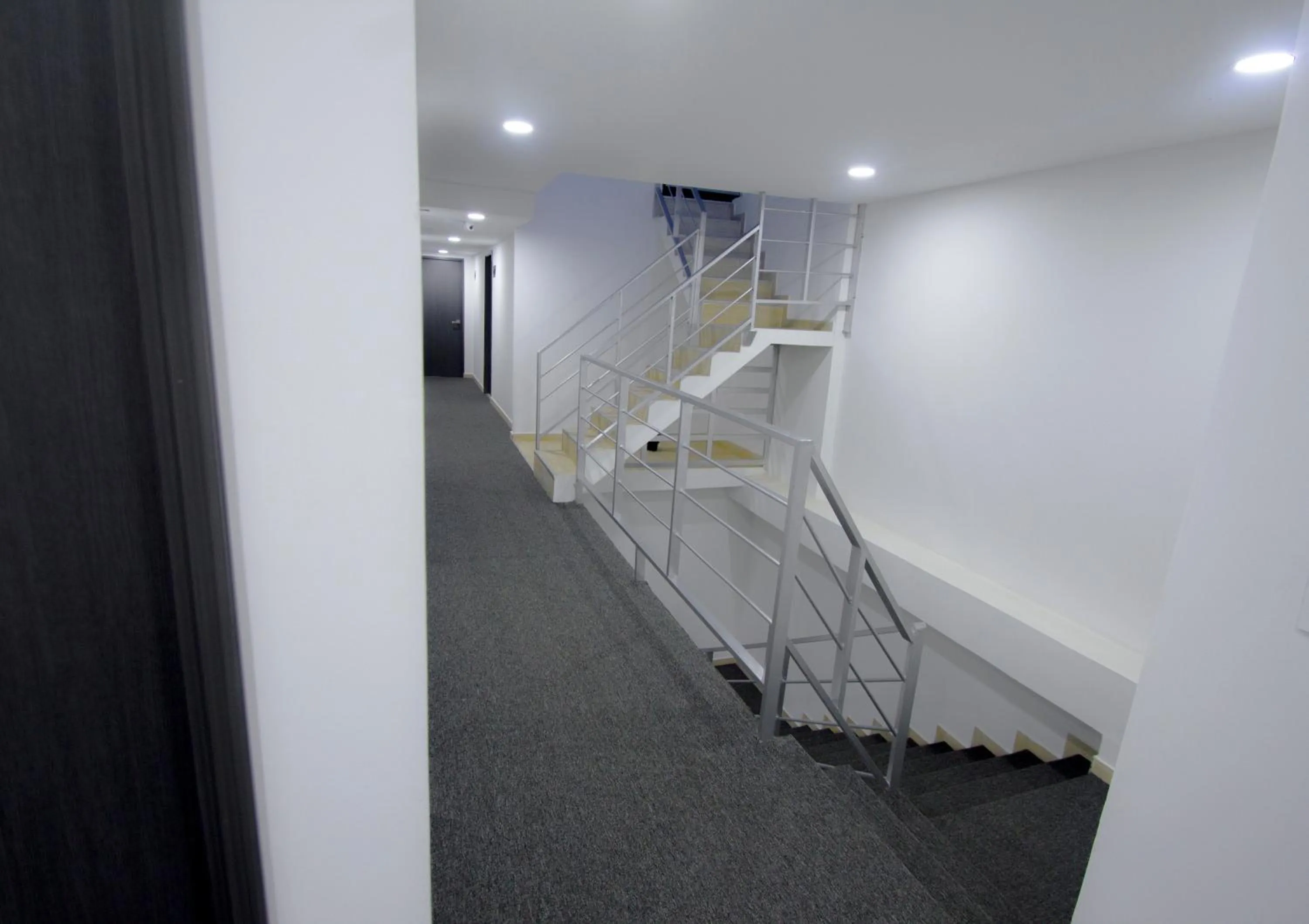 Area and facilities in Element Hotel