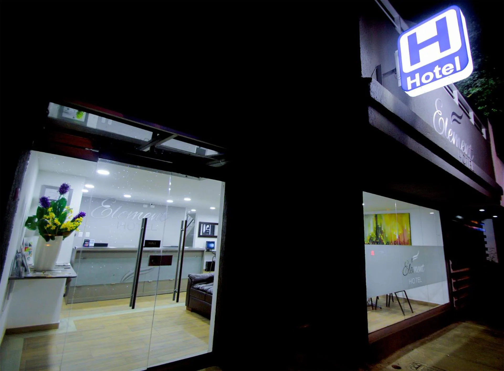 Facade/entrance in Element Hotel