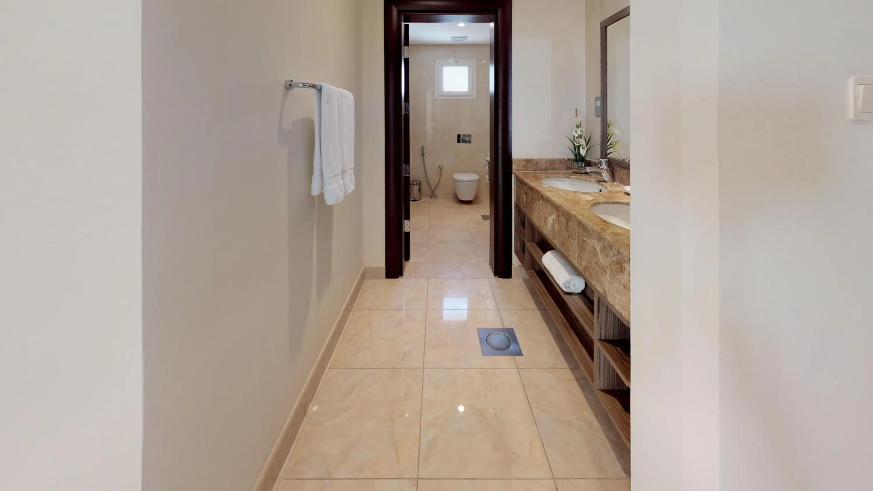 Bathroom in Simaisma A Murwab Resort