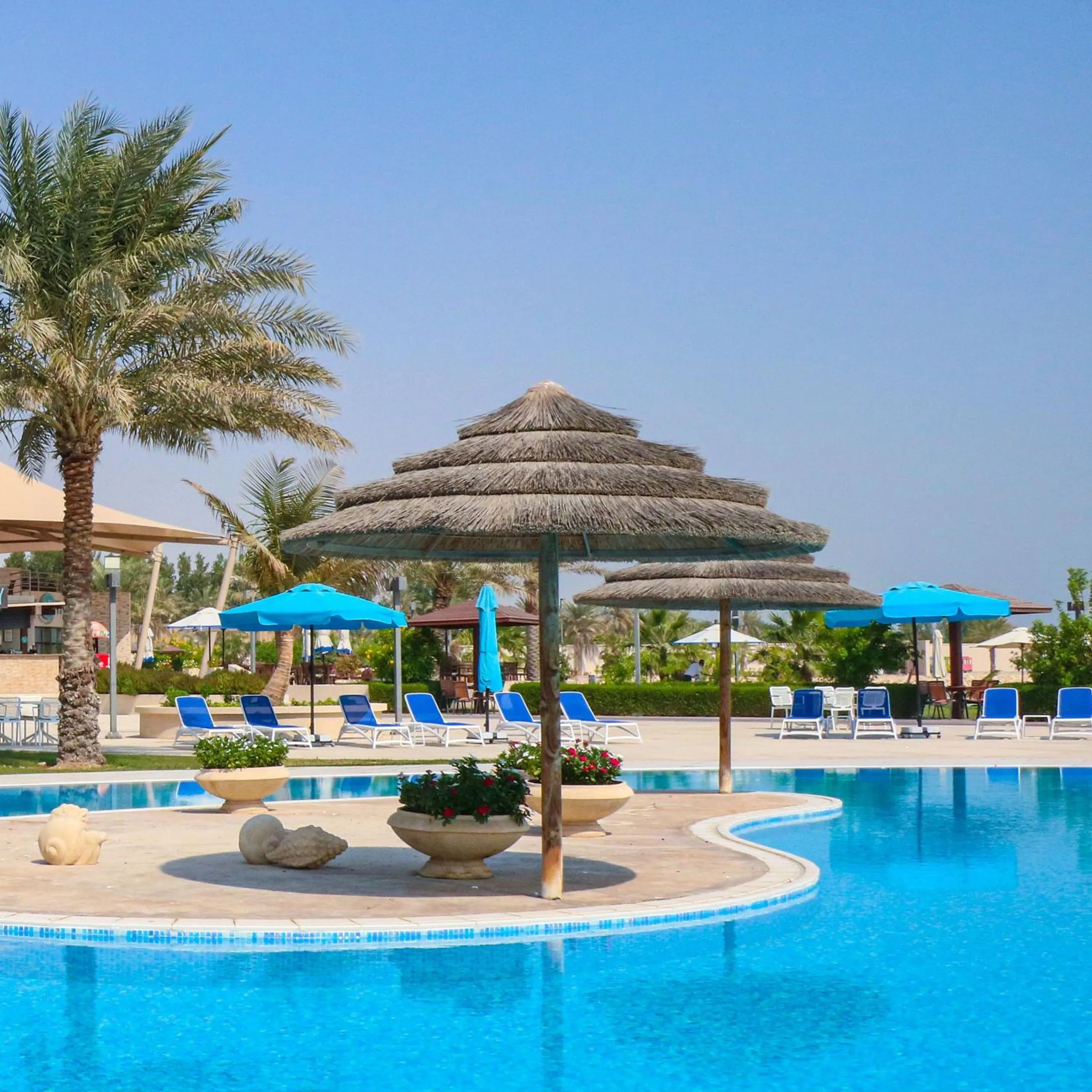 Swimming pool in Simaisma A Murwab Resort