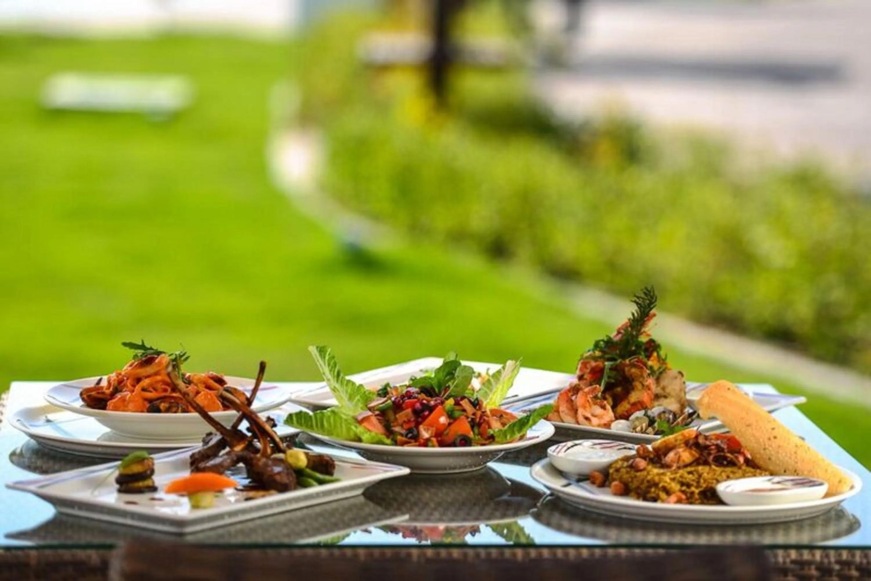 Food and drinks in Simaisma A Murwab Resort