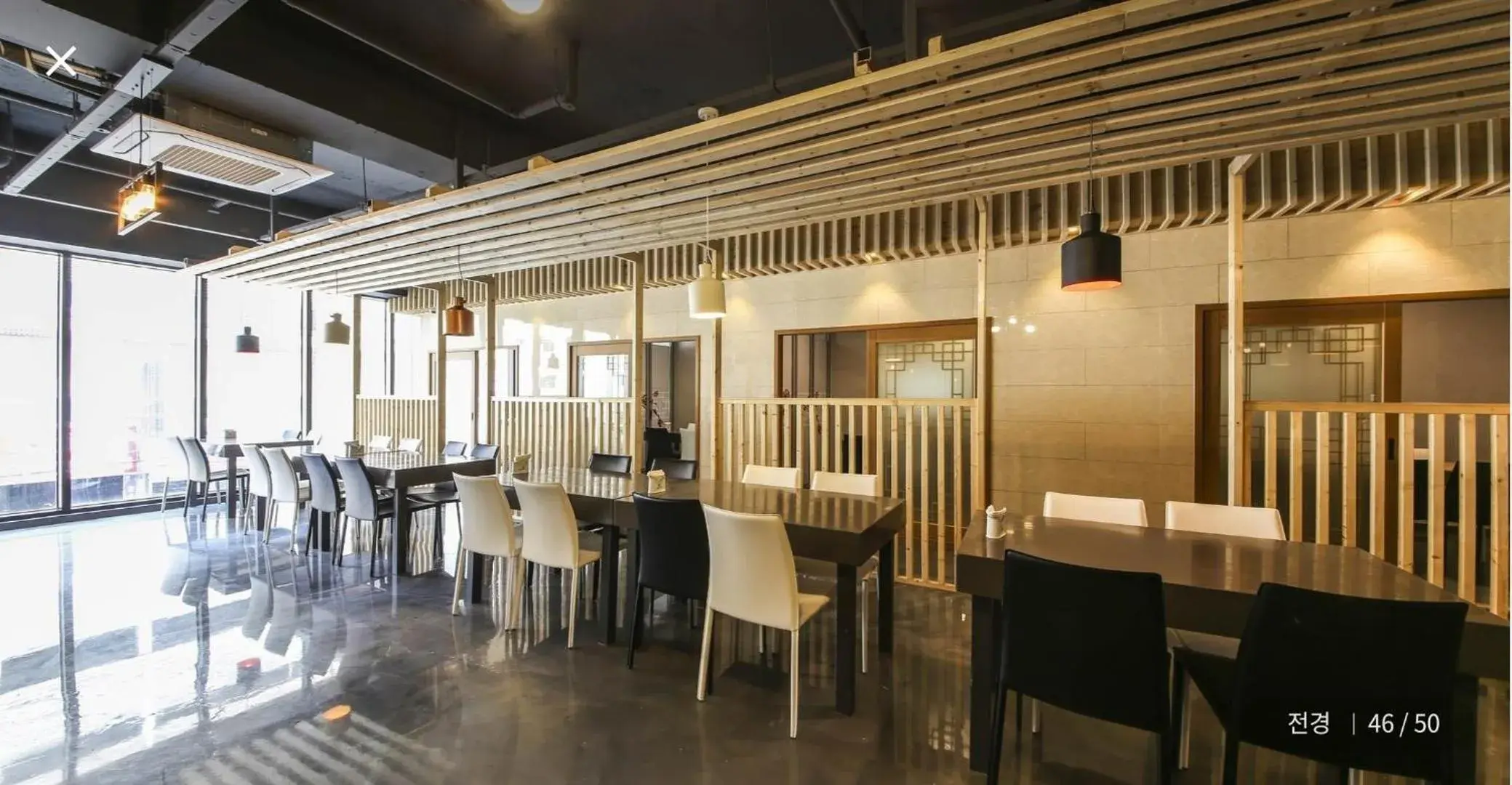 Restaurant/places to eat in TRT Hotel Restaurant/places to eat in TRT Hotel