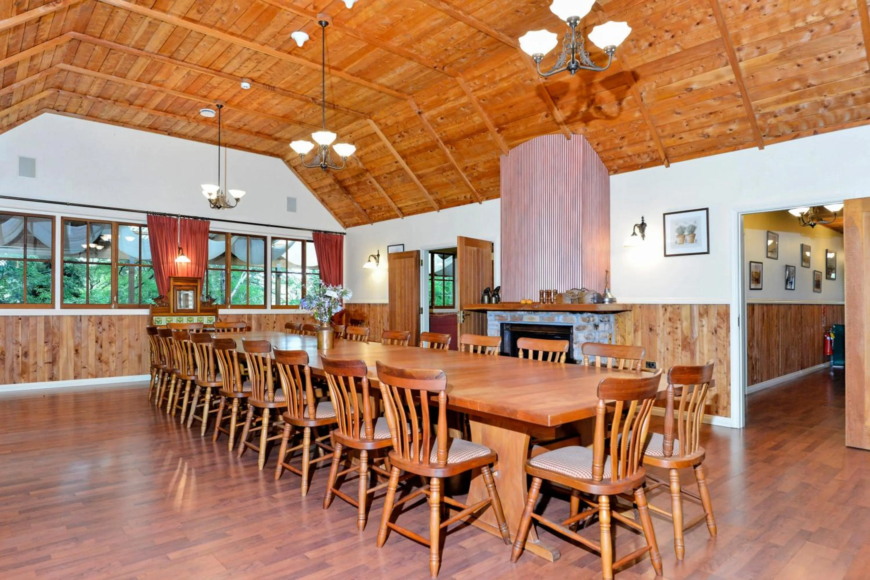 Lounge or bar in Vineyard Cottages - Kumeu