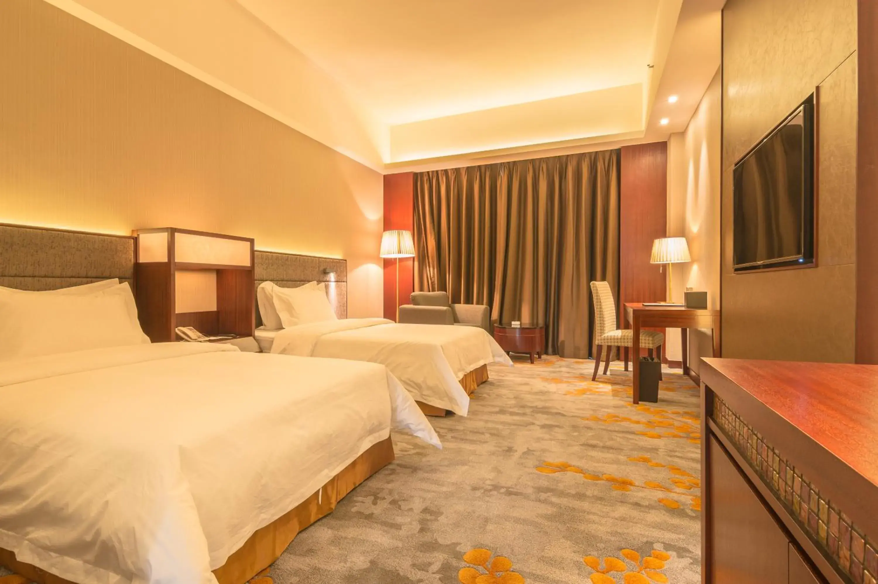 Bed in The Summit Hotel Bed in The Summit Hotel