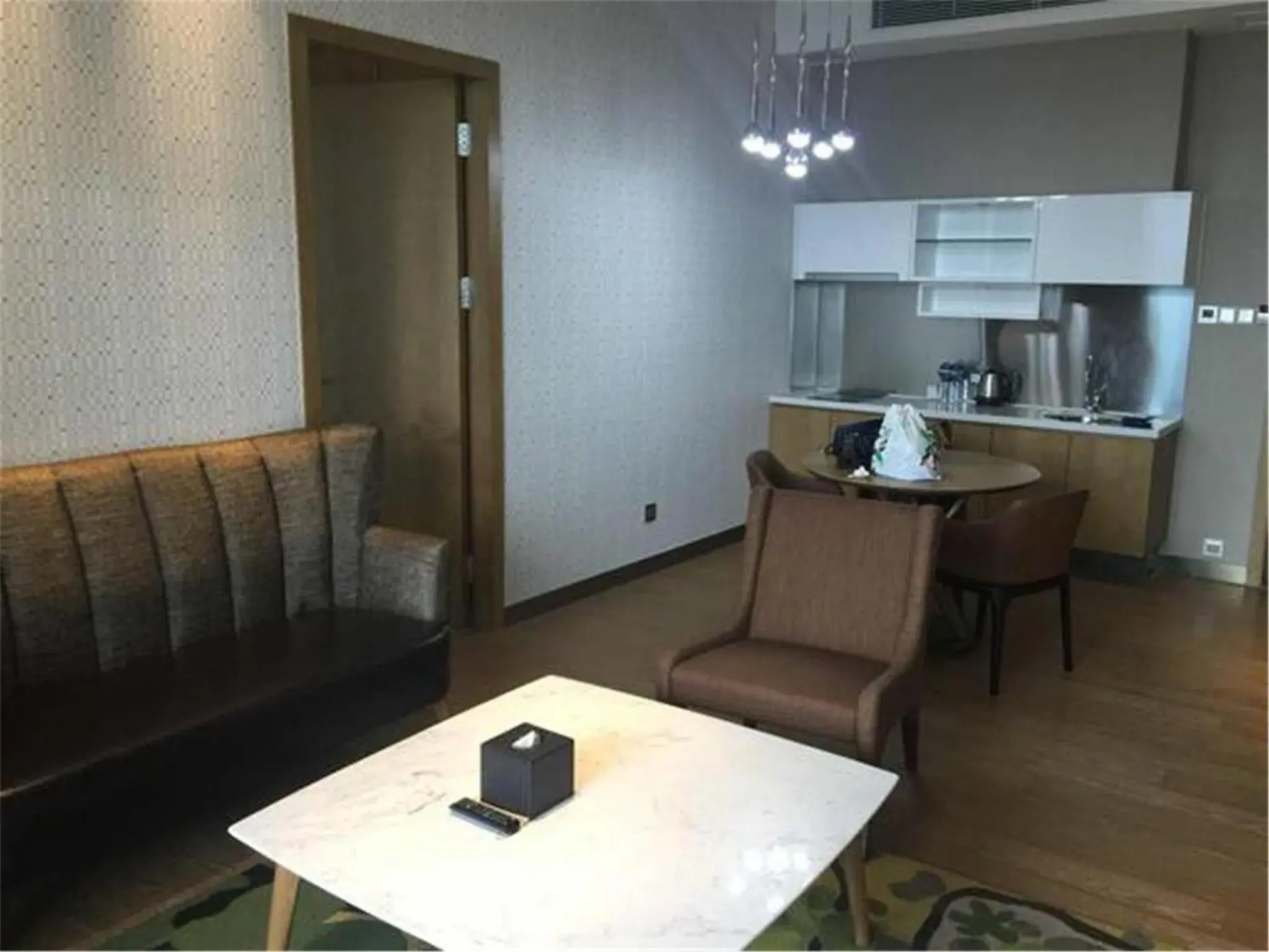 Living room in The Summit Hotel Living room in The Summit Hotel