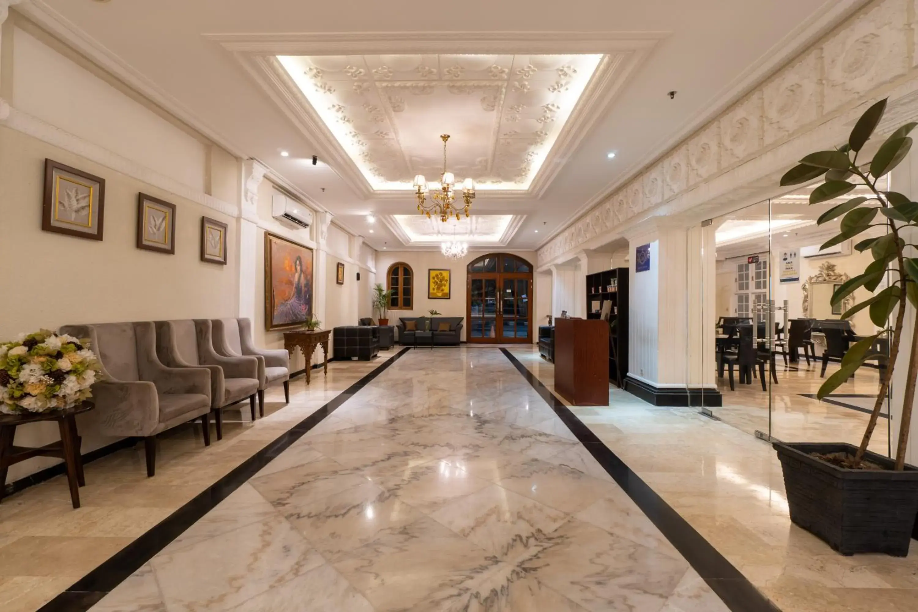 Lobby or reception in D Salvatore Art And Boutique Hotel