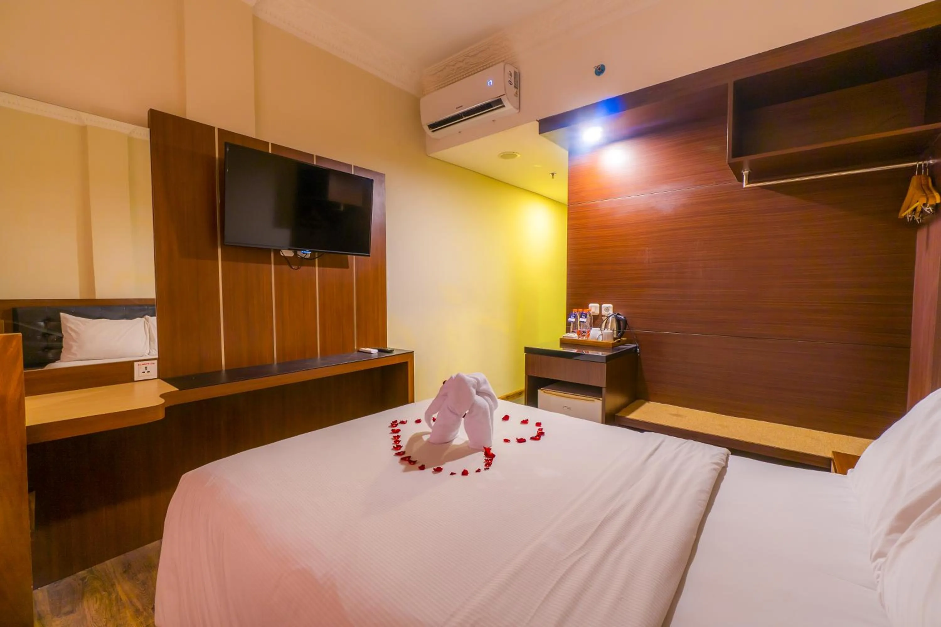 Bed in d'Salvatore Boutique Hotel Yogyakarta