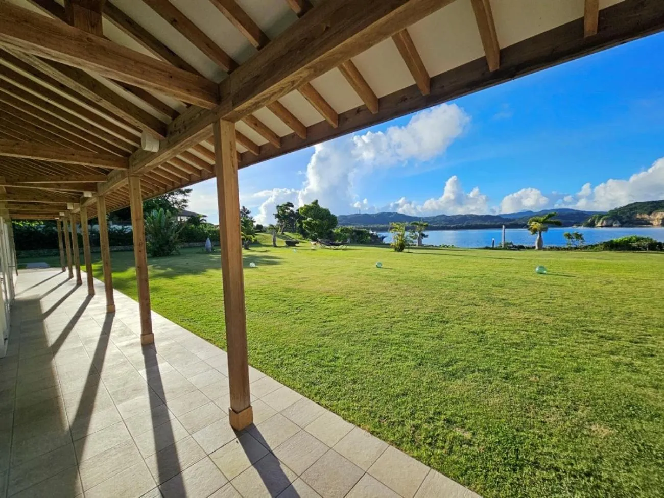 Inner courtyard view in Villa Unarizaki