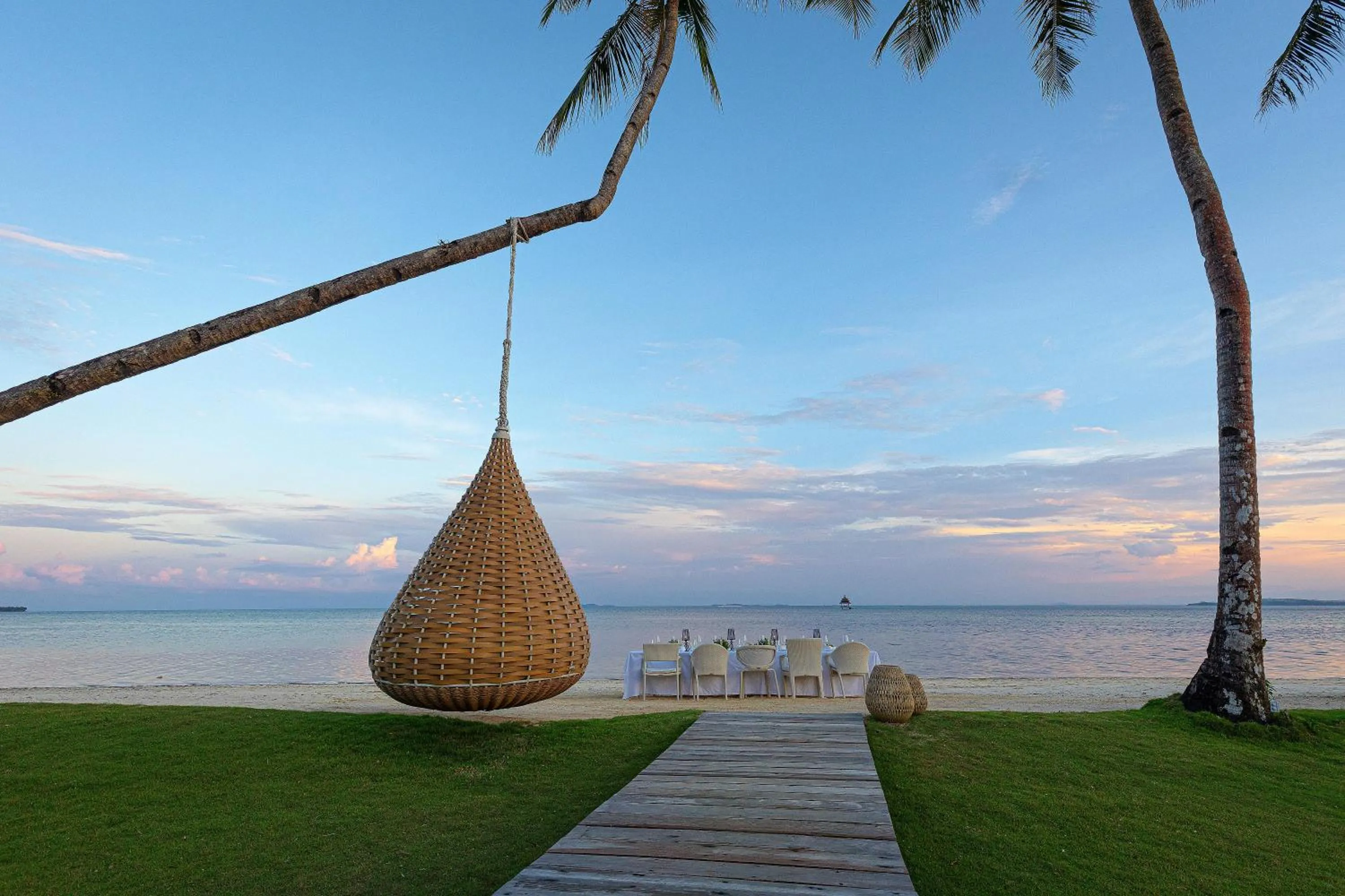 Food and drinks in Nay Palad Hideaway - All Inclusive Stay