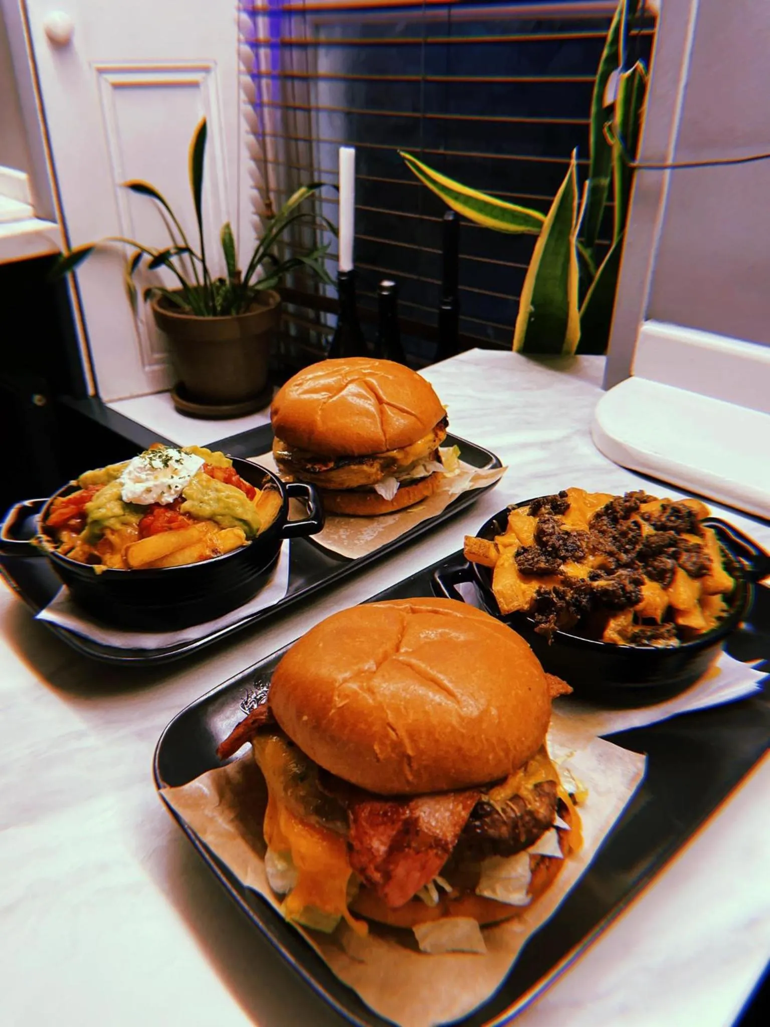 Restaurant/places to eat in Airlie Arms Hotel