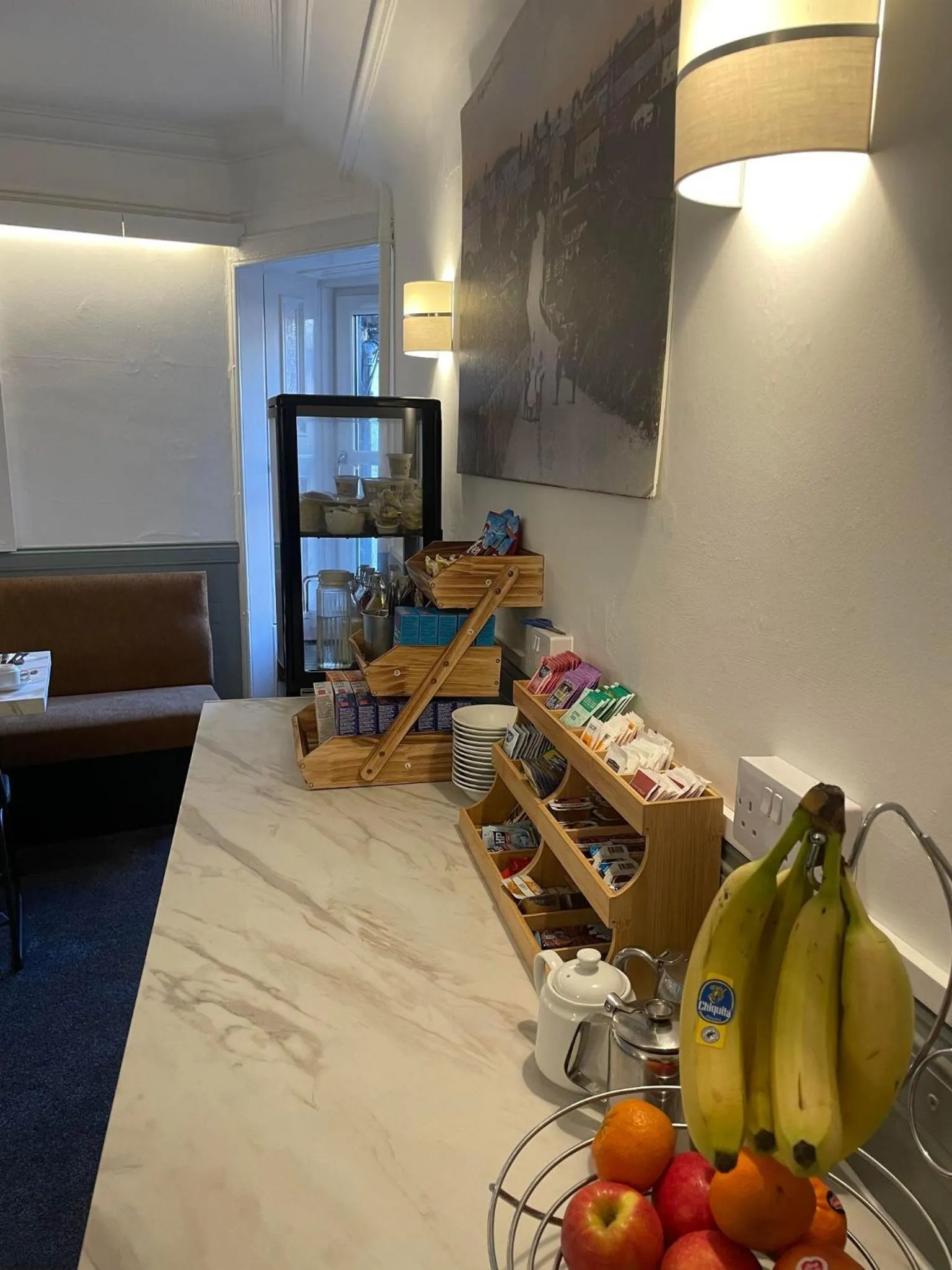 Breakfast in Airlie Arms Hotel