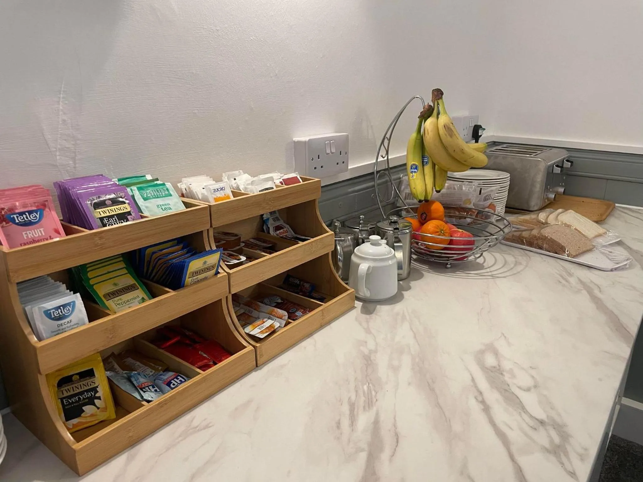 Breakfast in Airlie Arms Hotel