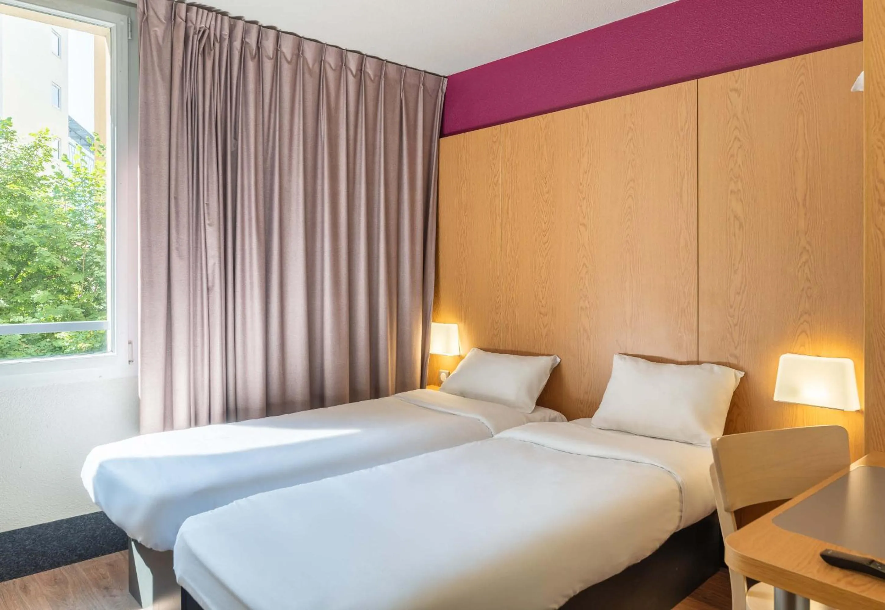 Bedroom, Bed in B&B HOTEL Lyon Caluire Cité Internationale