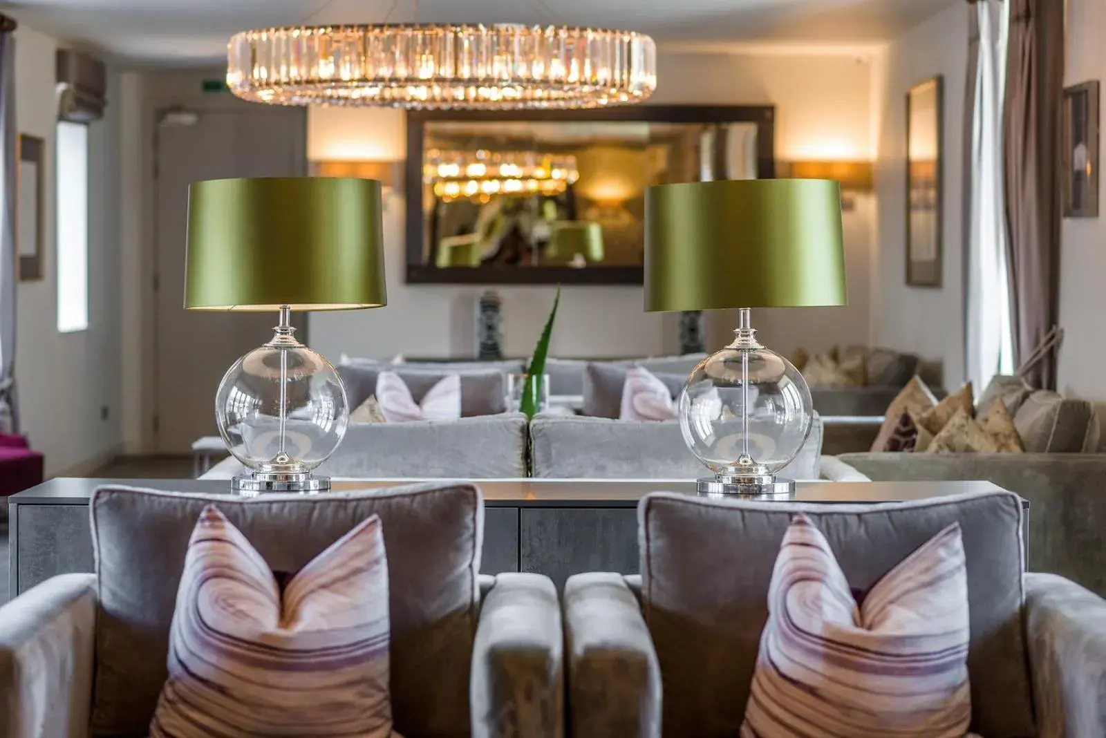 Restaurant/places to eat in Dunalastair Hotel Suites Restaurant/places to eat in Dunalastair Hotel Suites