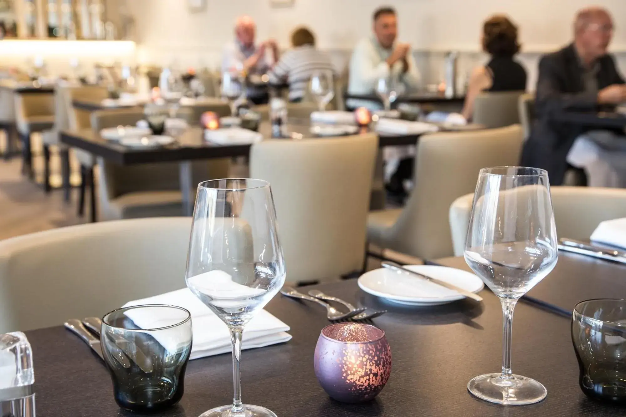 Restaurant/places to eat in Dunalastair Hotel Suites Restaurant/places to eat in Dunalastair Hotel Suites