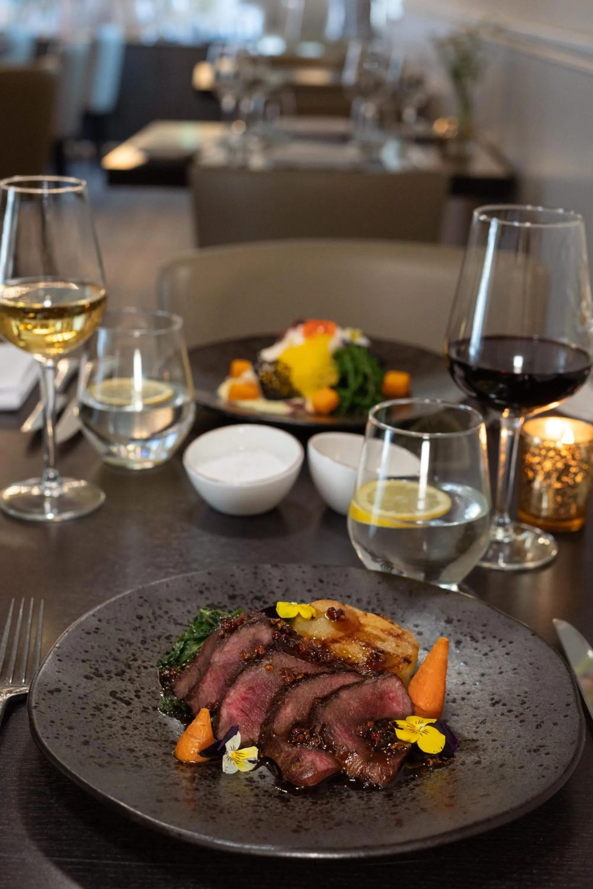 Restaurant/places to eat in Dunalastair Hotel Suites