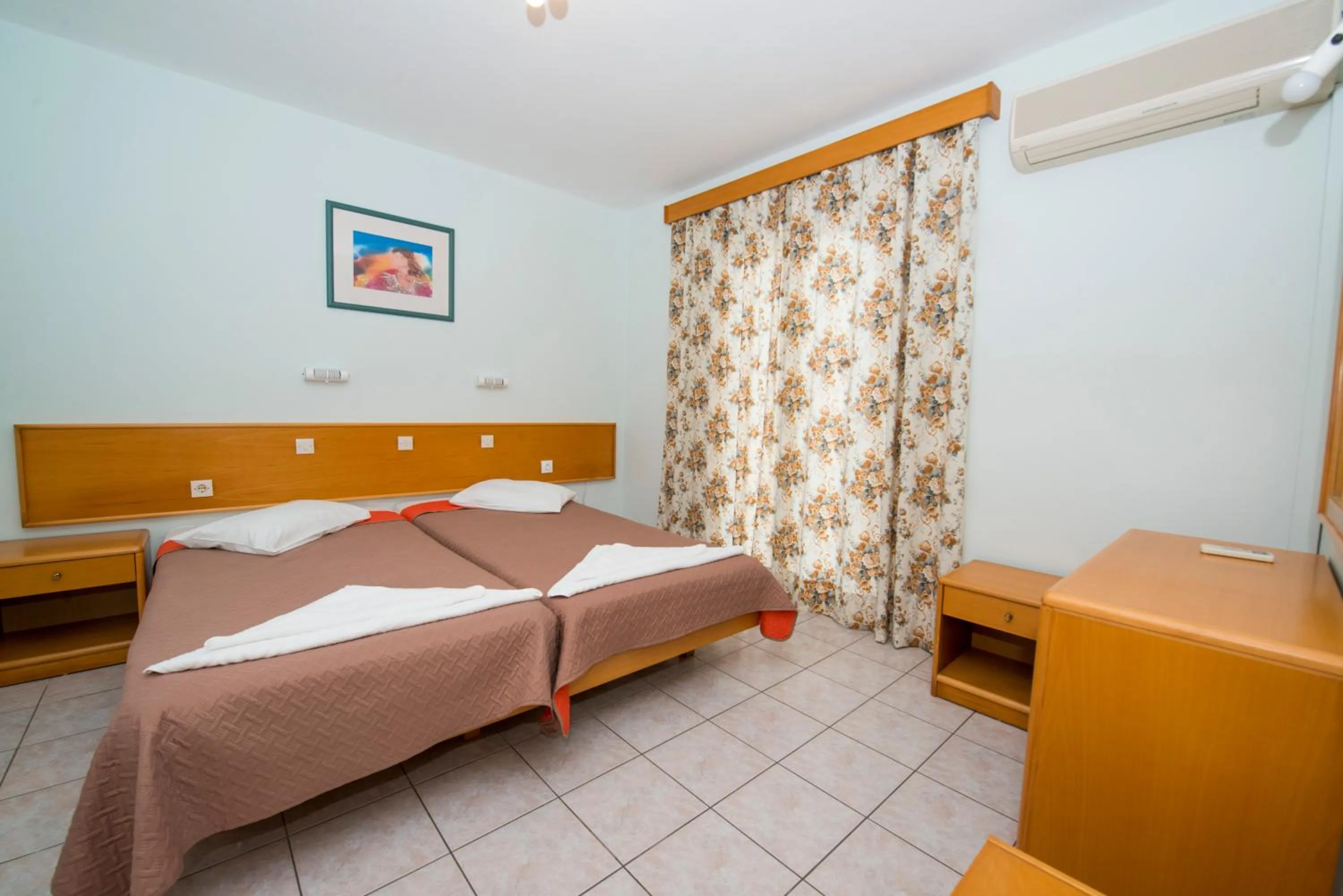 Photo of the whole room, Bed in Erato Studios & Apartments