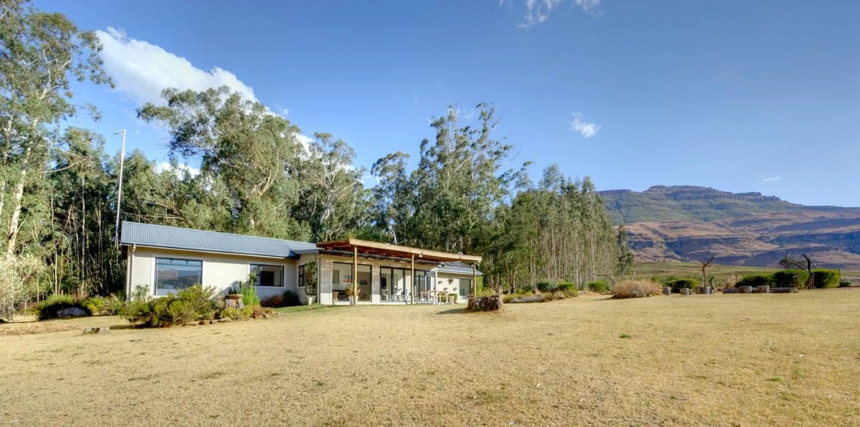Property building in Giantscup Wilderness Reserve