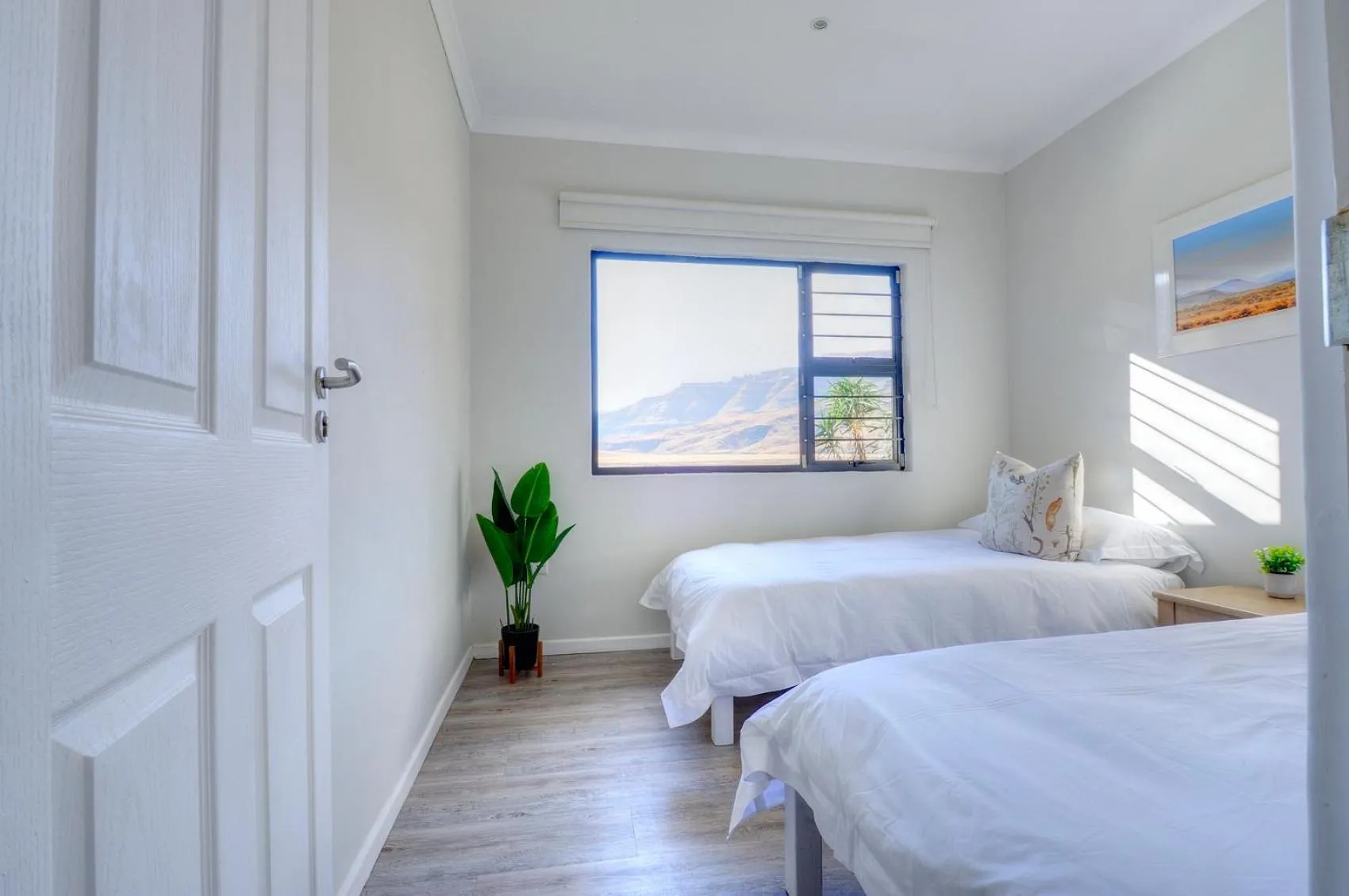 Photo of the whole room, Bed in Giantscup Wilderness Reserve