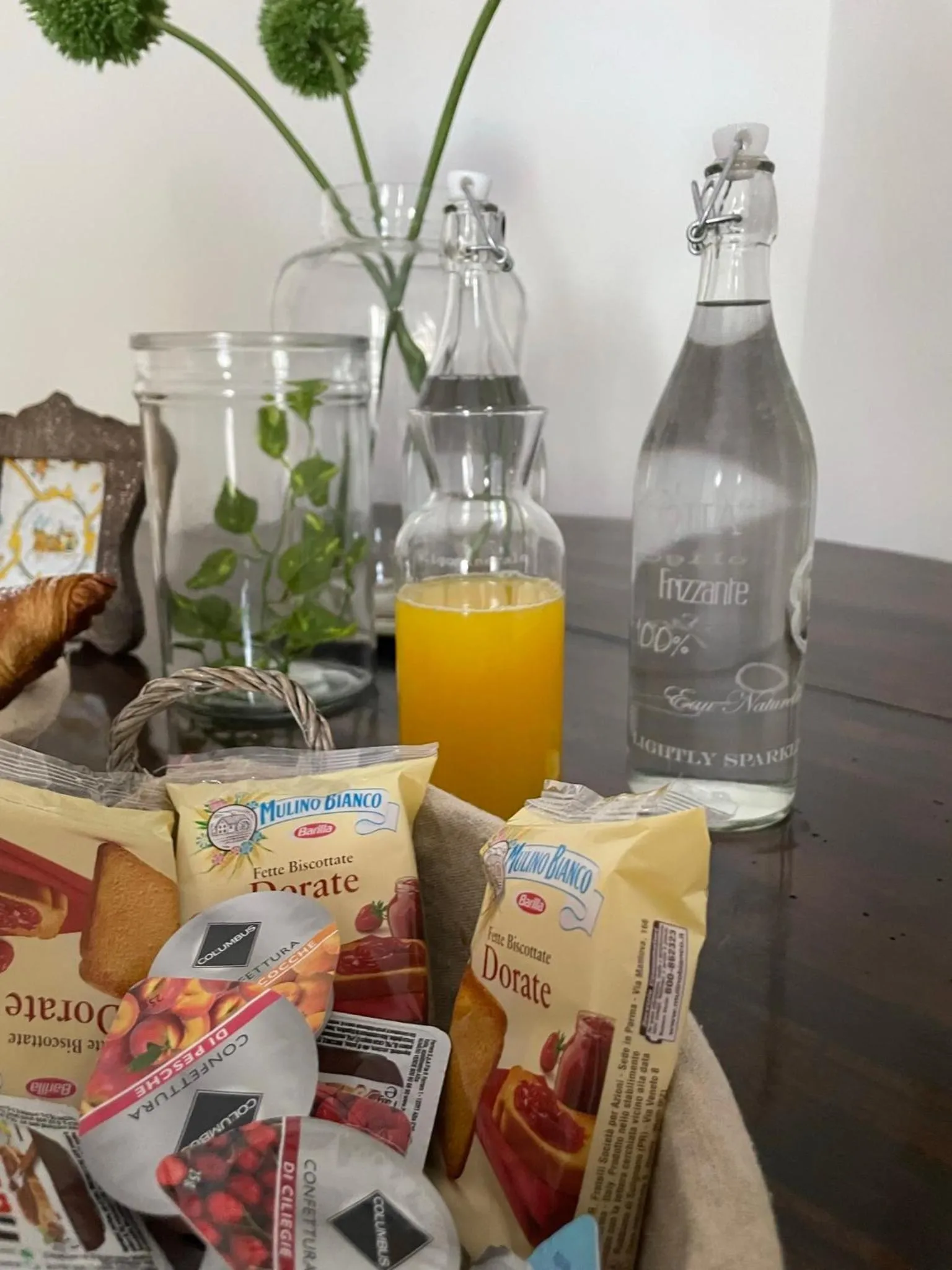 Breakfast in Donna Elena